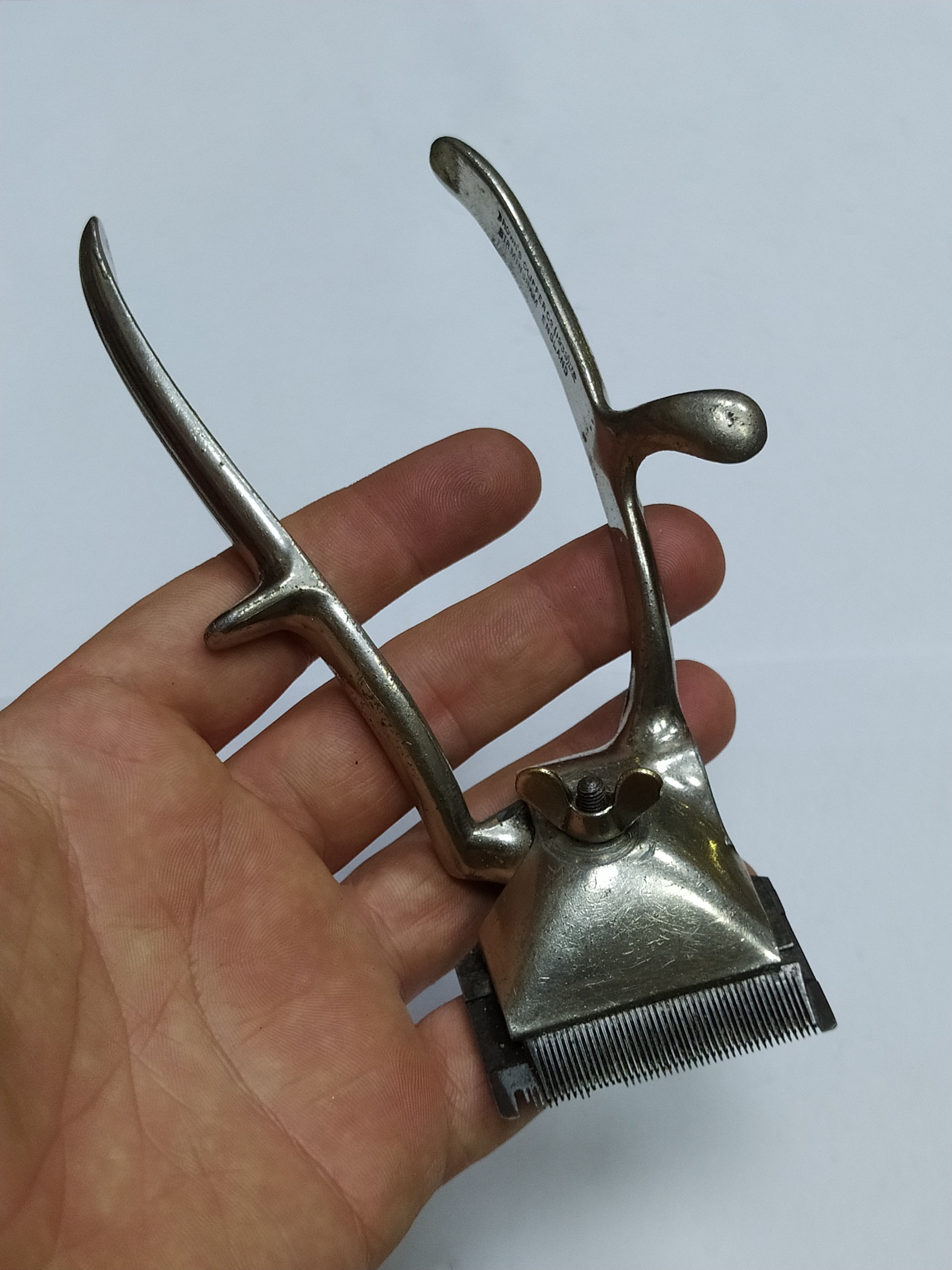 ماشین اصلاح دستی قدیمی بیرمنگام انگلستان 1993