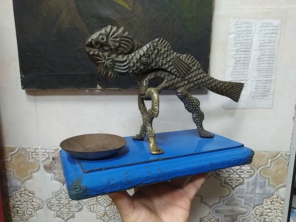 قندشکن قدیمی مدل دایناسوری خاص و آنتیک