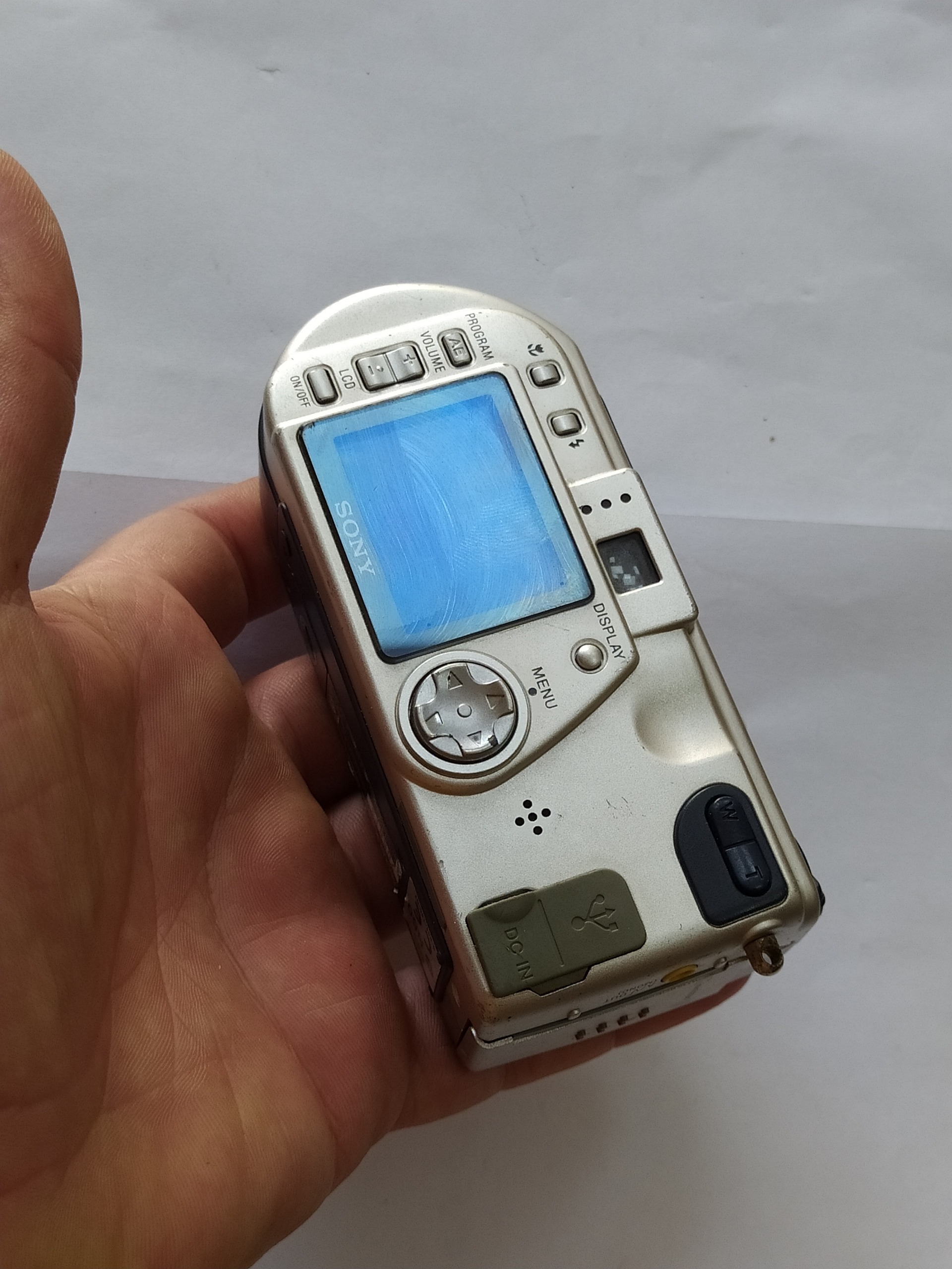 دوربین عکاسی دیجیتال سونی sonyمدل DSCP1