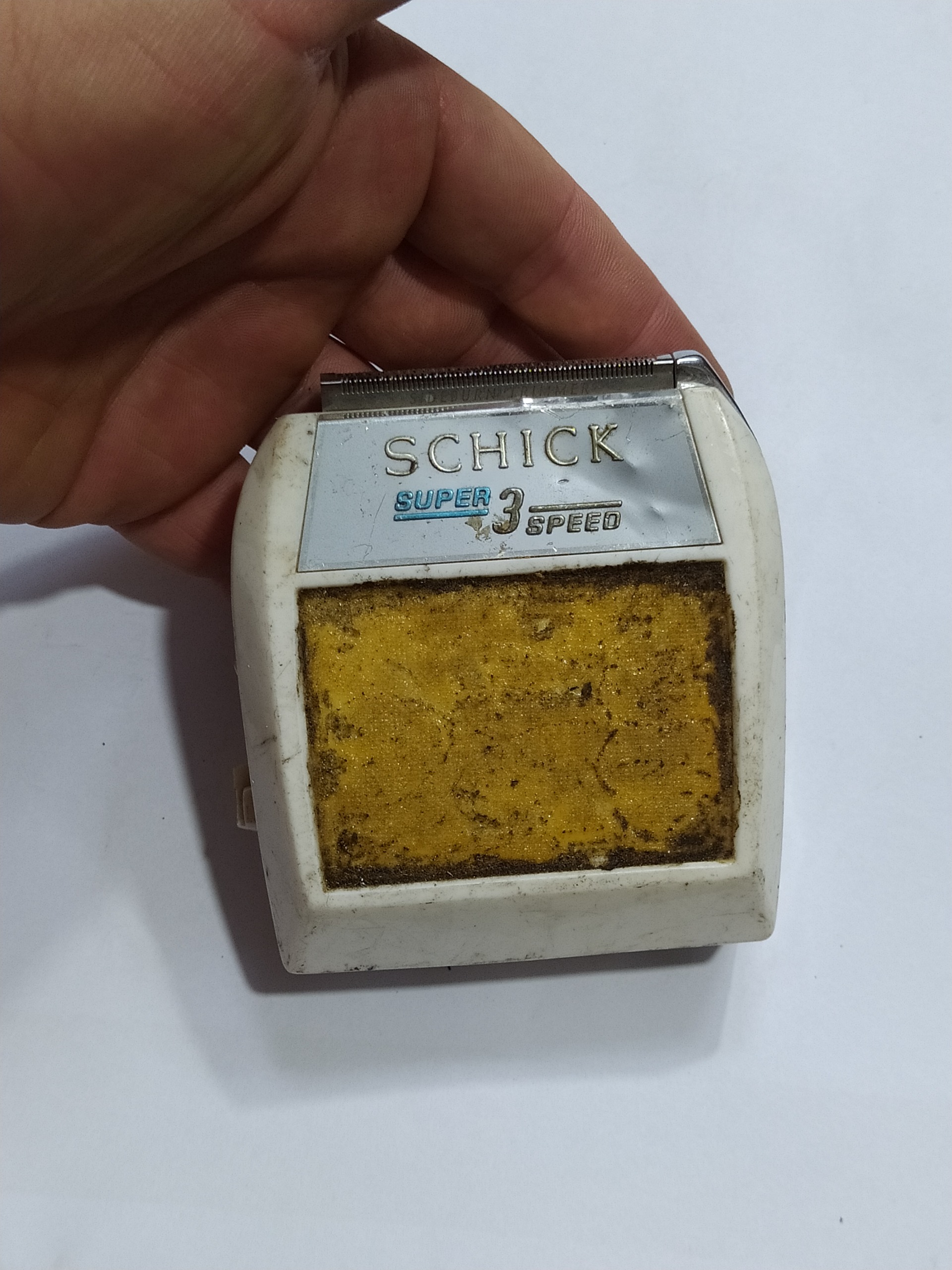 ریش تراش قدیمی schick ساخت کانادا