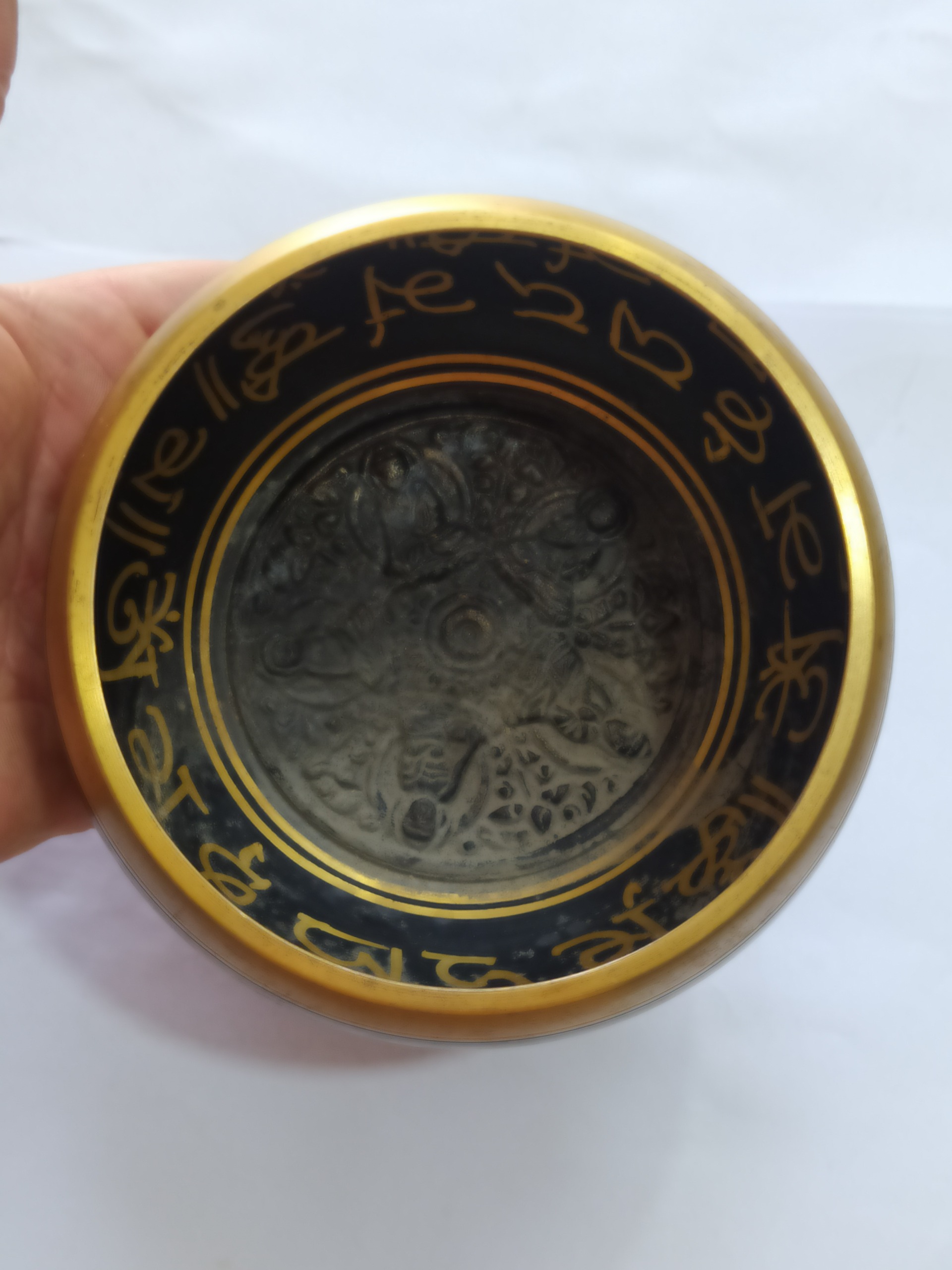 کاسه تبتی برنجی فوق العاده زیبا با ارتعاش عالی
