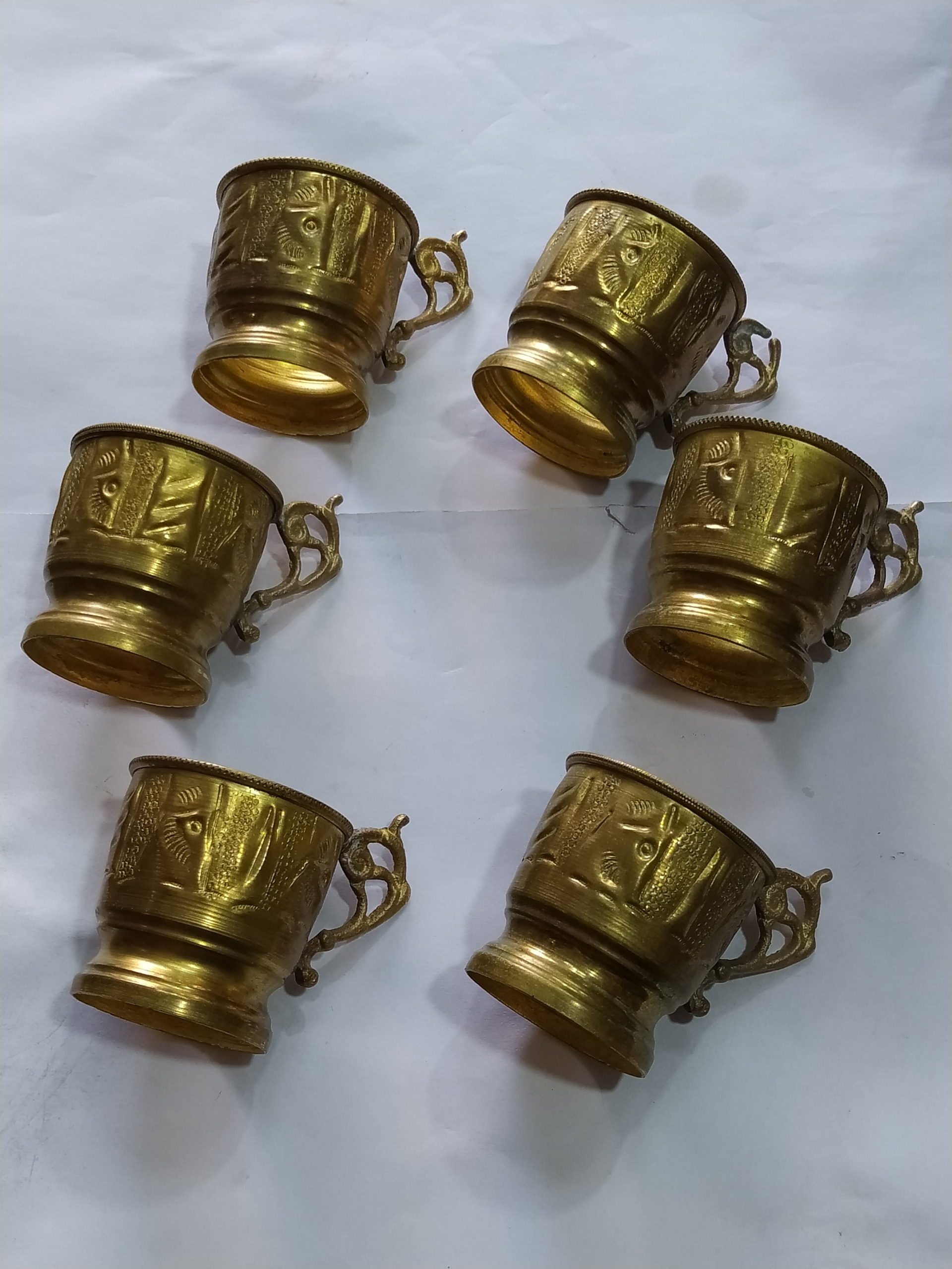 دست کامل انگاره یا زیر استکانی برنجی خوش نقش نگار
