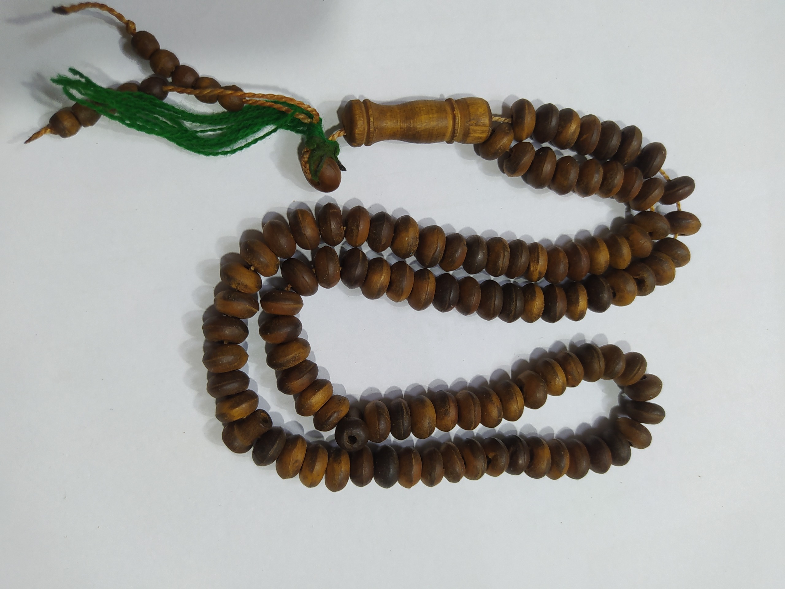 تسبیح چوبی قدیمی تراش چرتکه ای
