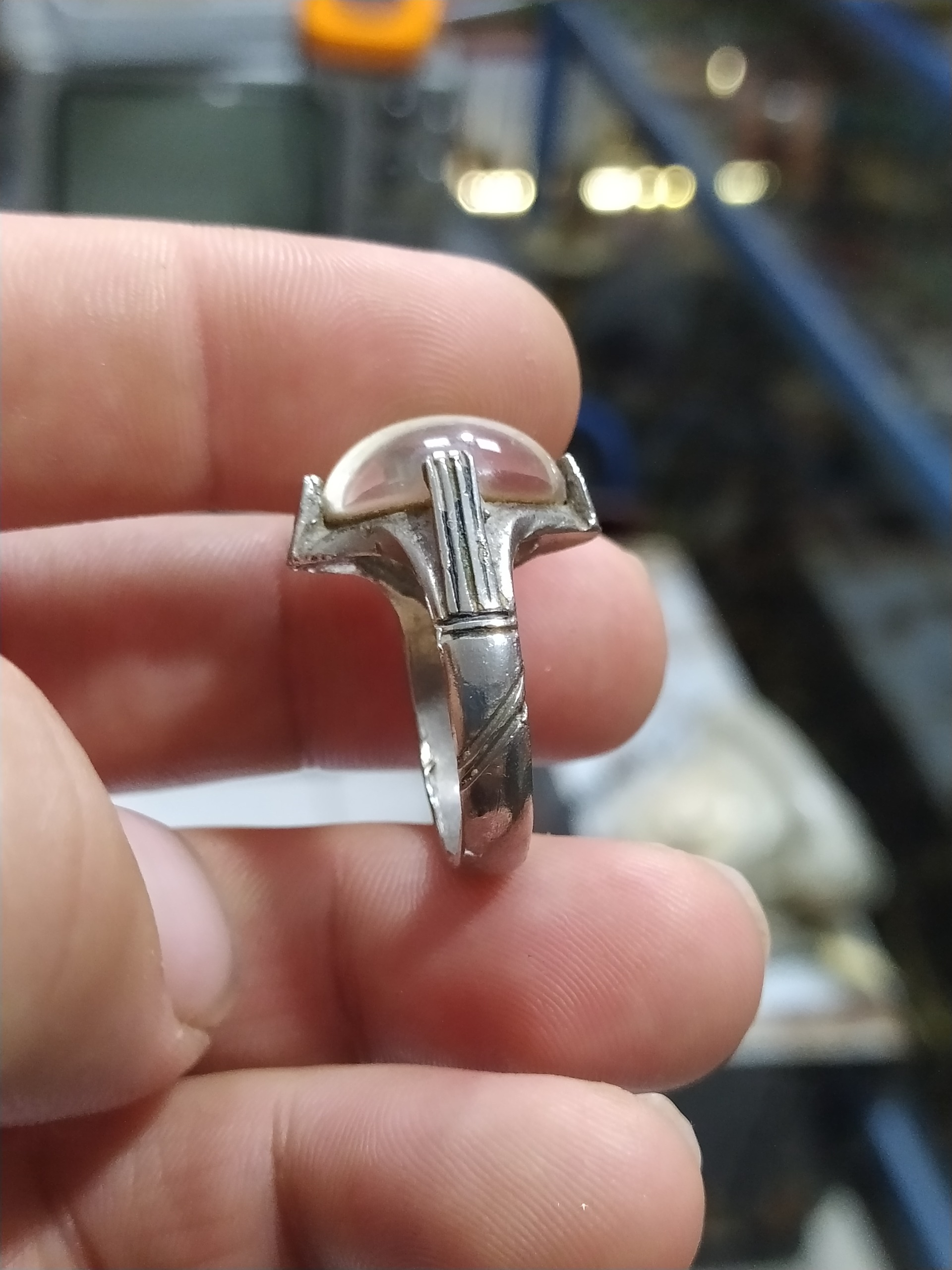 انگشتر دُر نجف رکاب چهار چنگ برنجی کروم دار