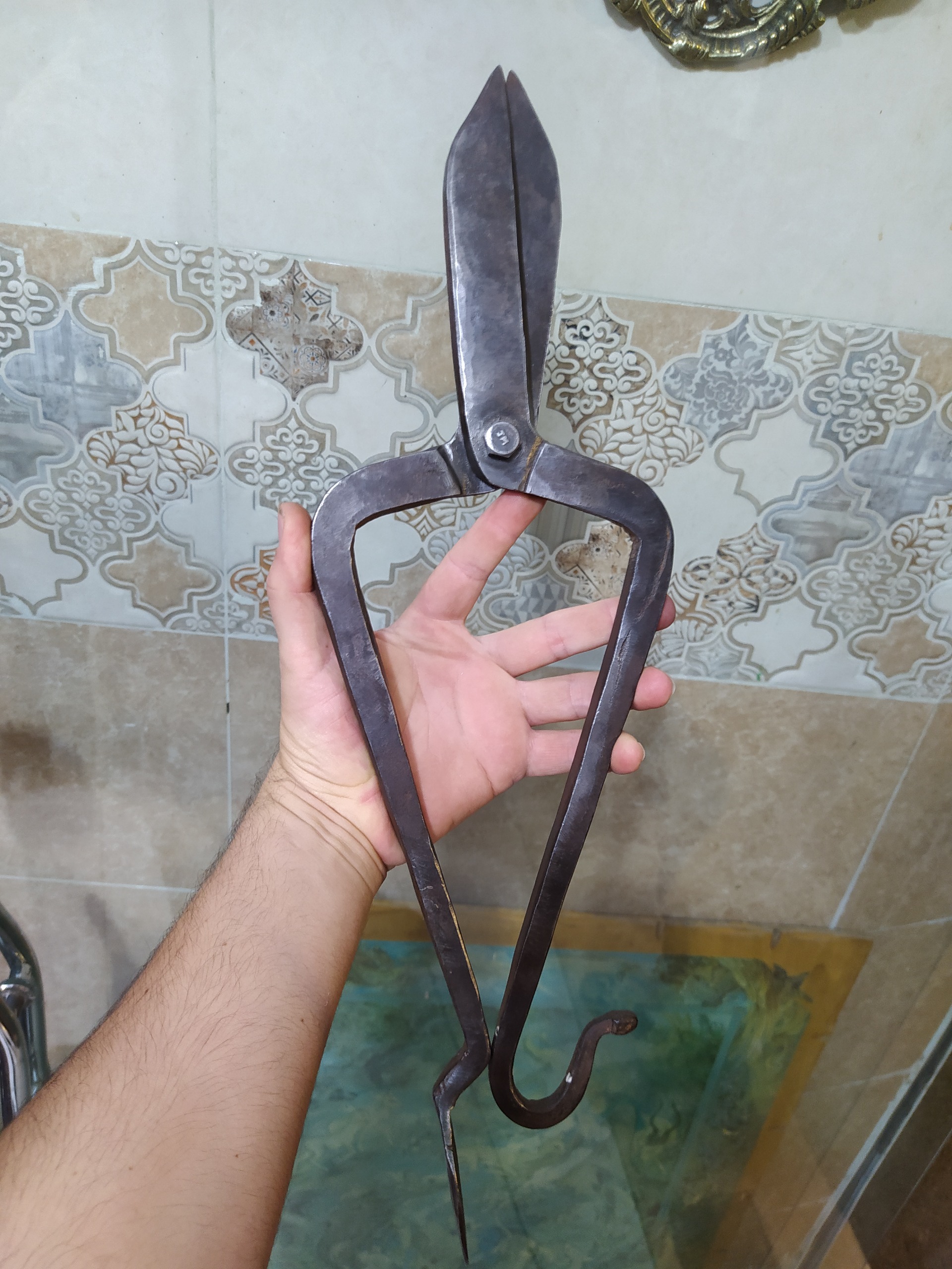 قیچی ورق بر فولادی قدیمی غول پیکر قاجاری اصیل