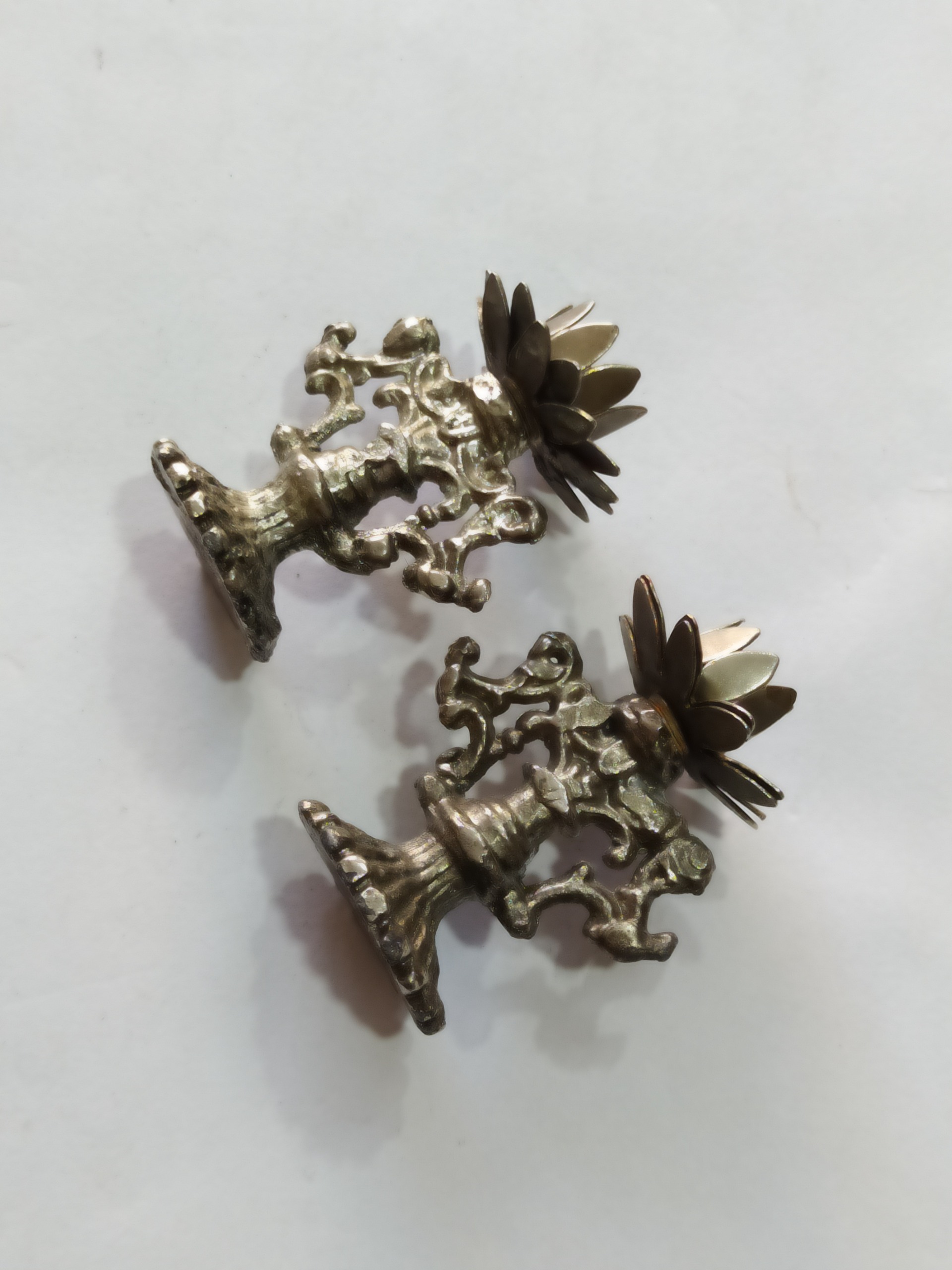 جفت شمعدان کوچک قدیمی