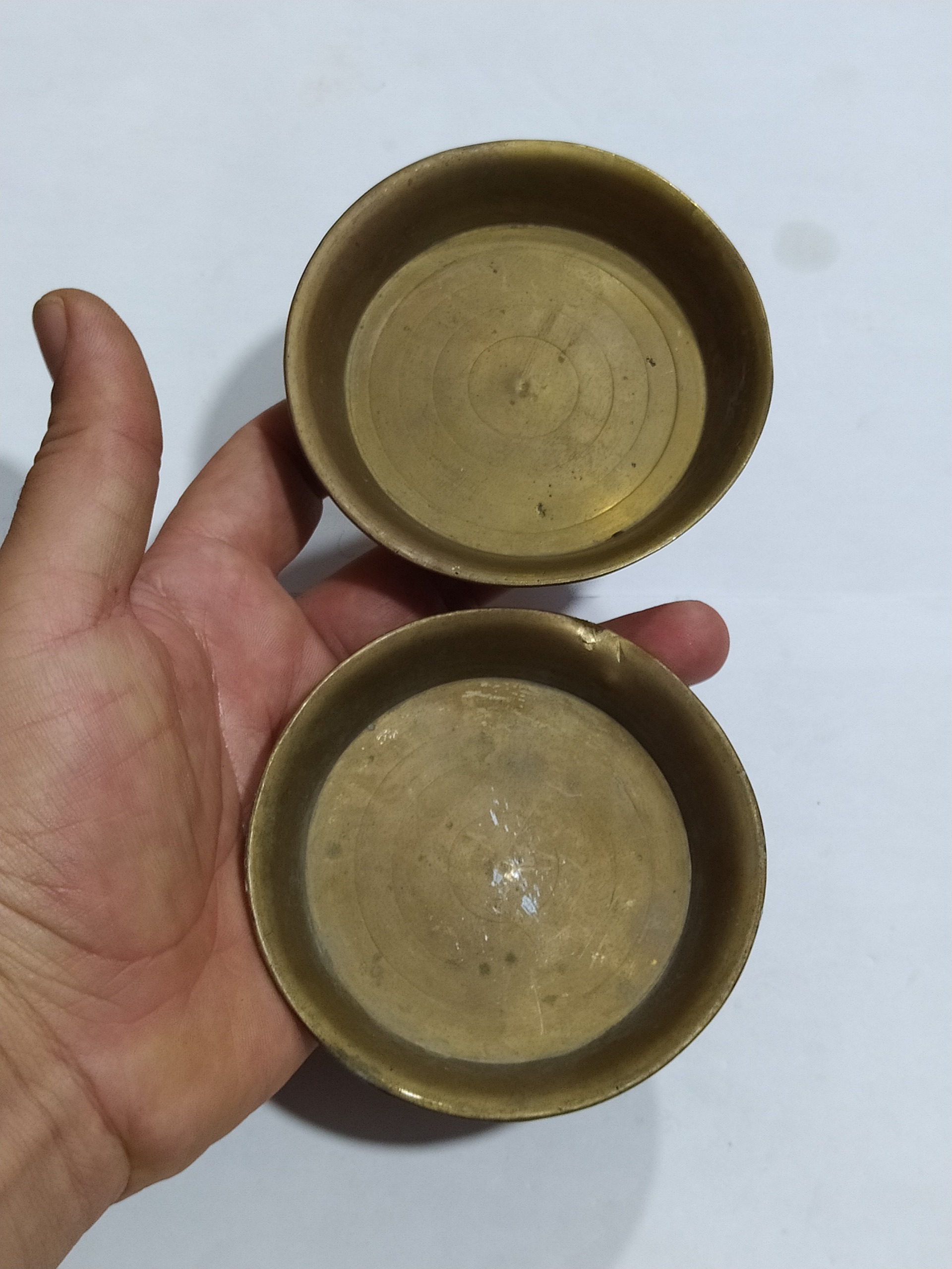 جفت کفه ترازو برنجی روسی کوچک ضخیم سنگین قدیمی