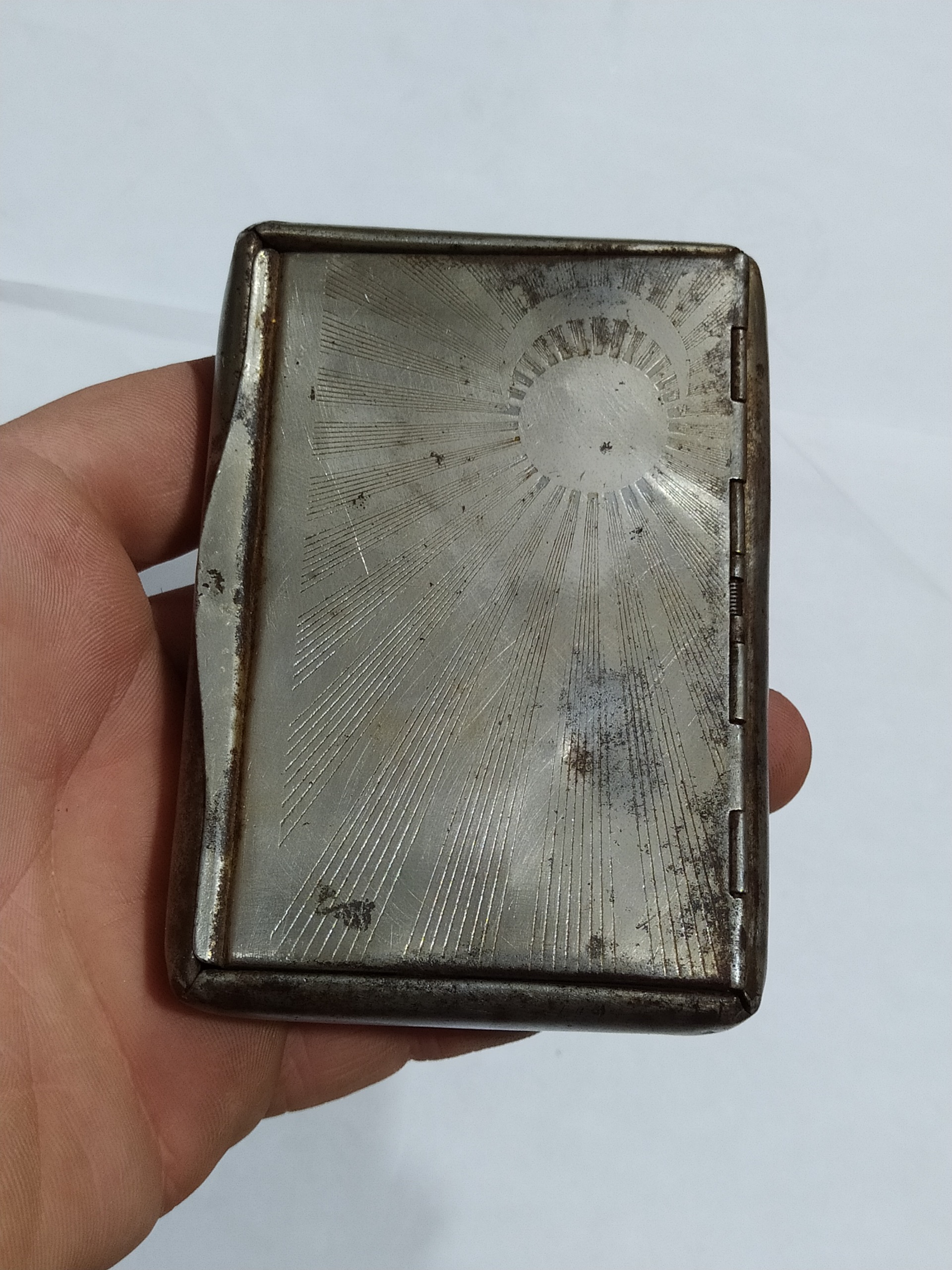 قوطی جعبه قدیمی توتون