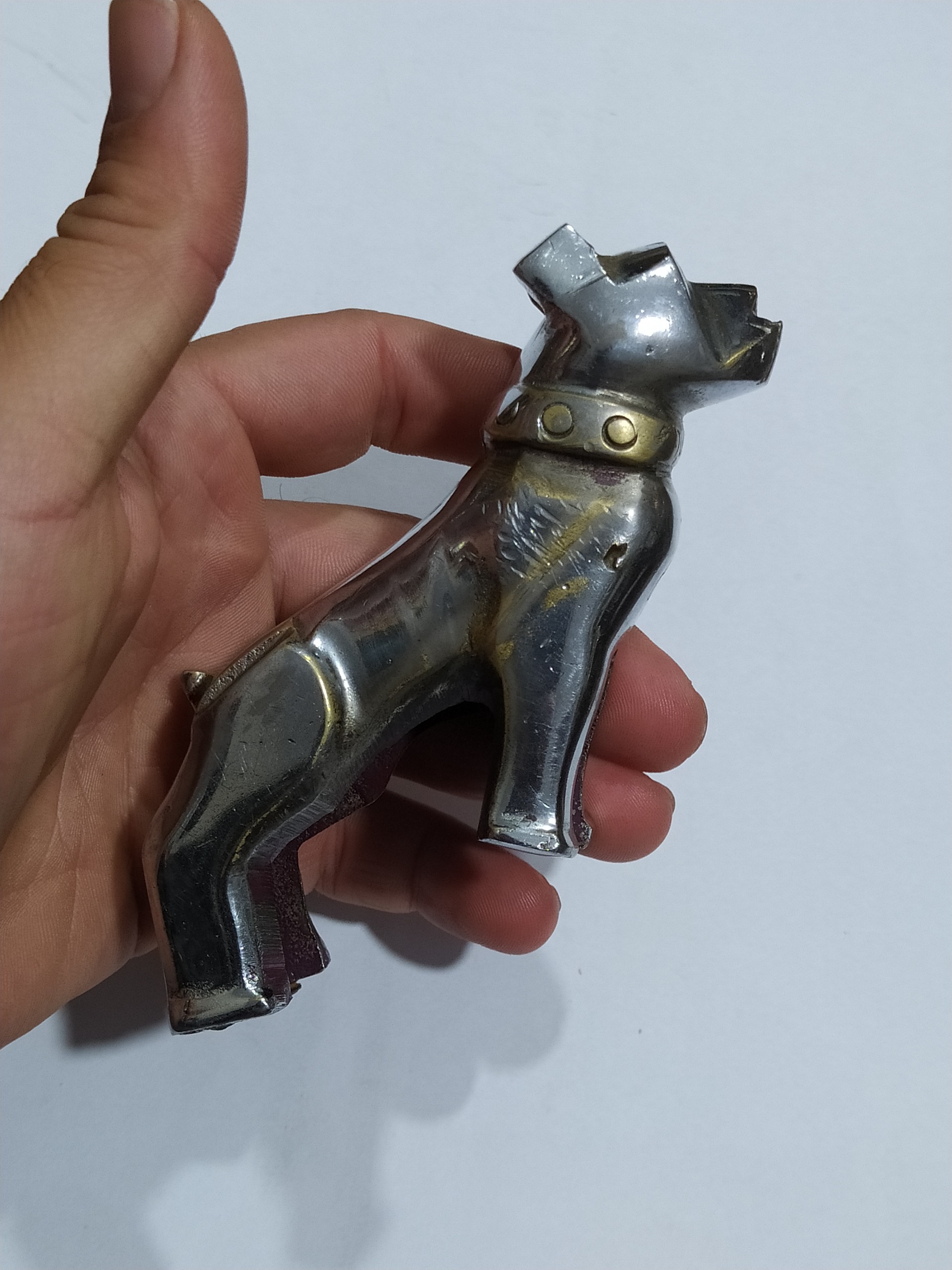 مجسمه سگ جلو کاپت ماک قدیمی تمام برنجی سنگین