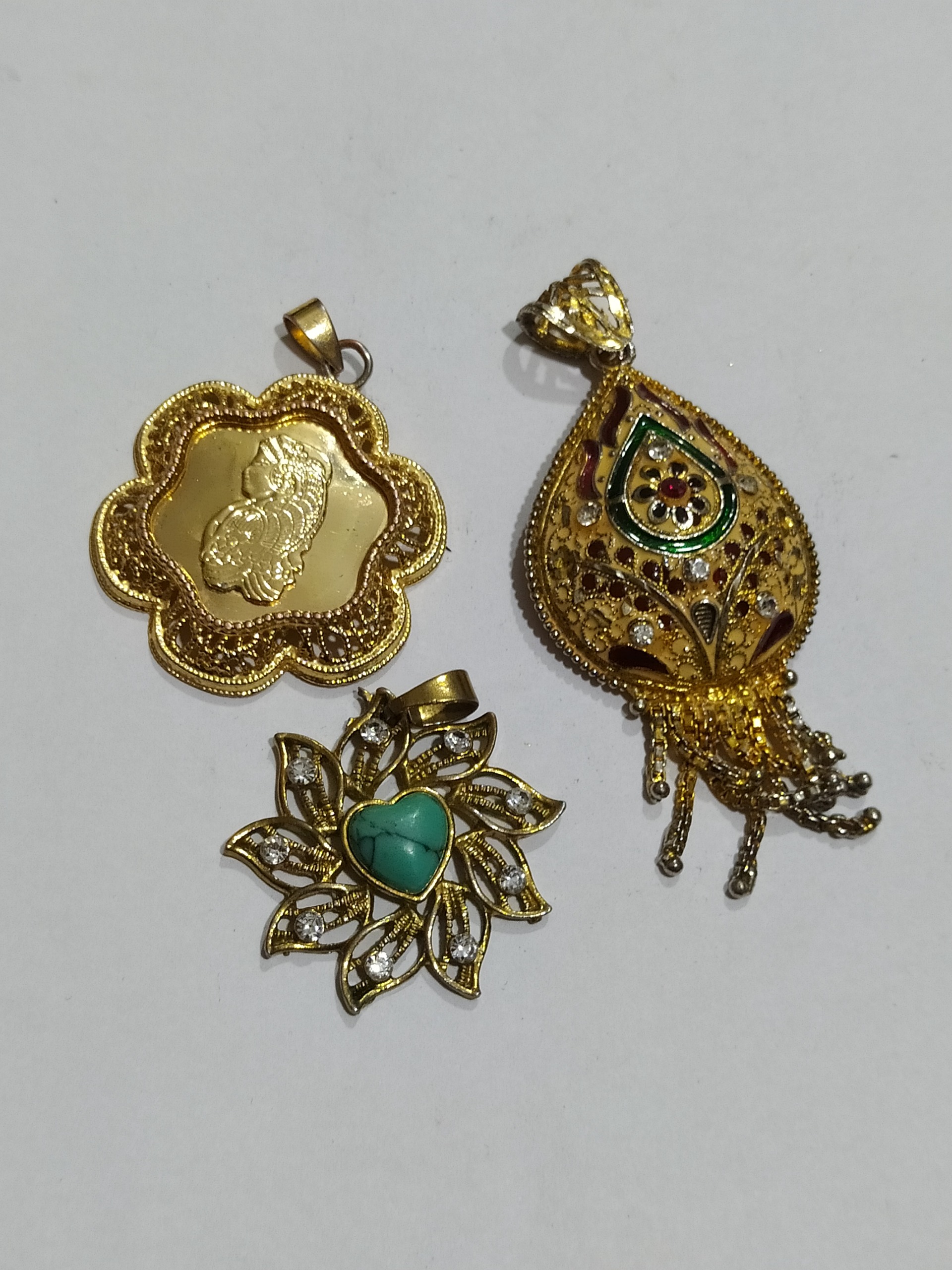 سه عدد آویز گردنی زنانه زیبا