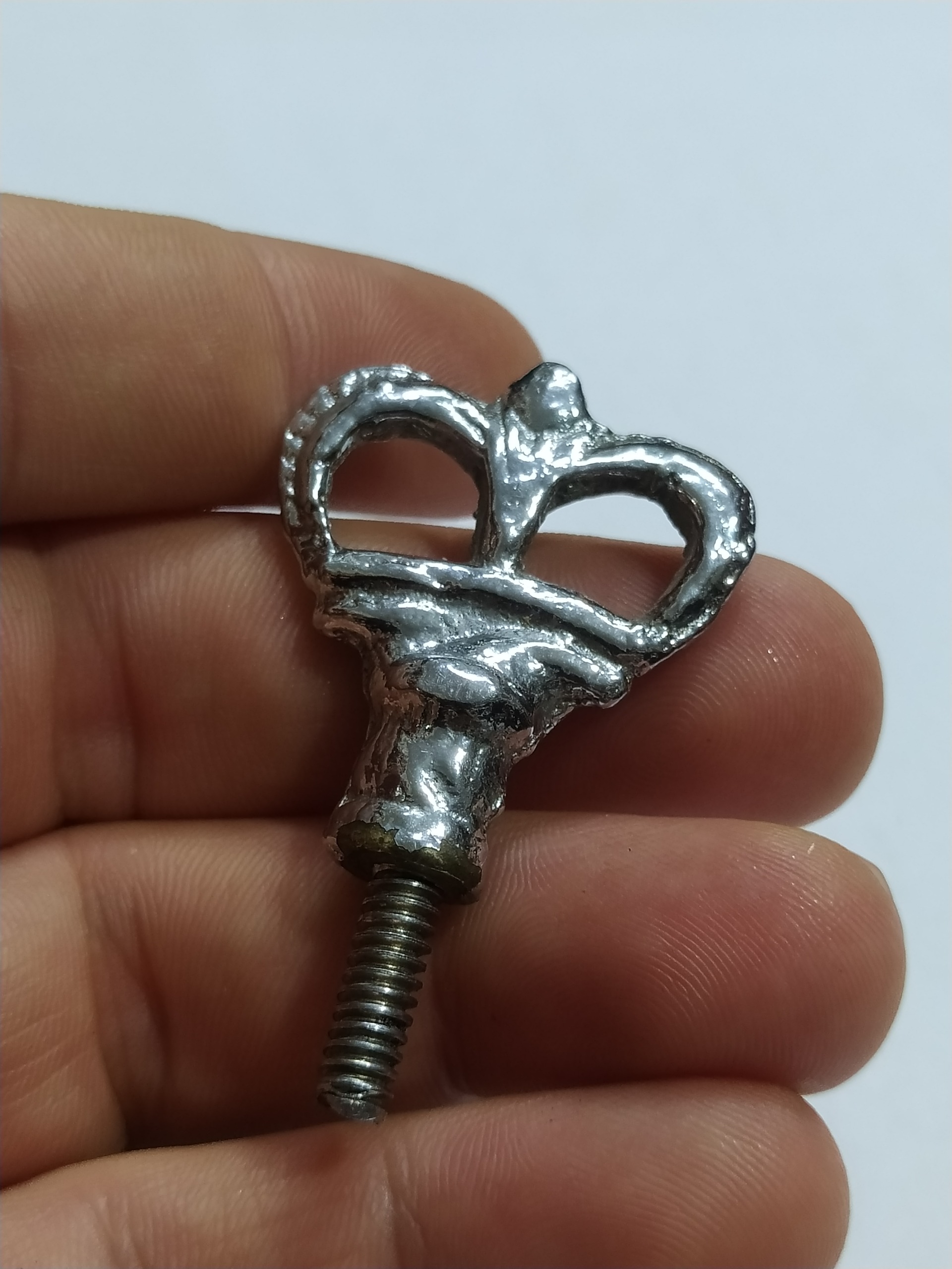 تاج قدیمی انگلستان پیچی