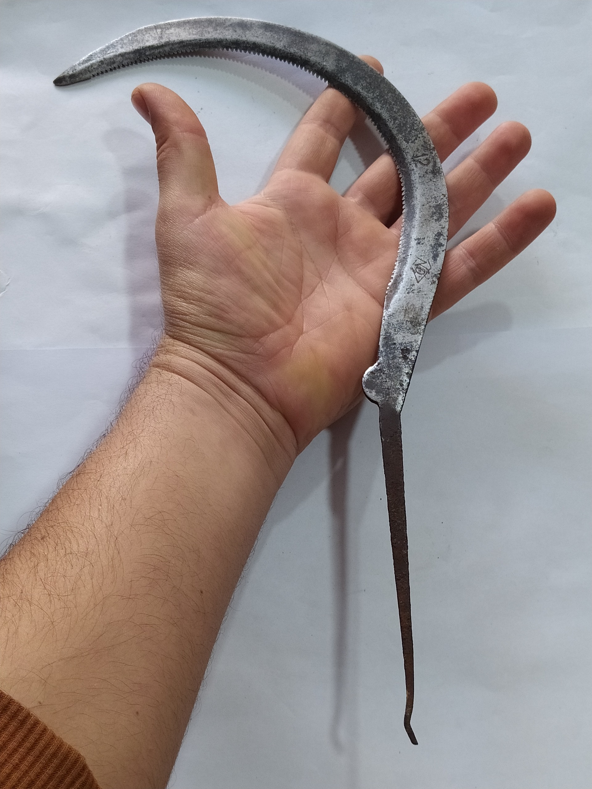 داس قدیمی اره ای فولادی روسی مهردار تیز برنده