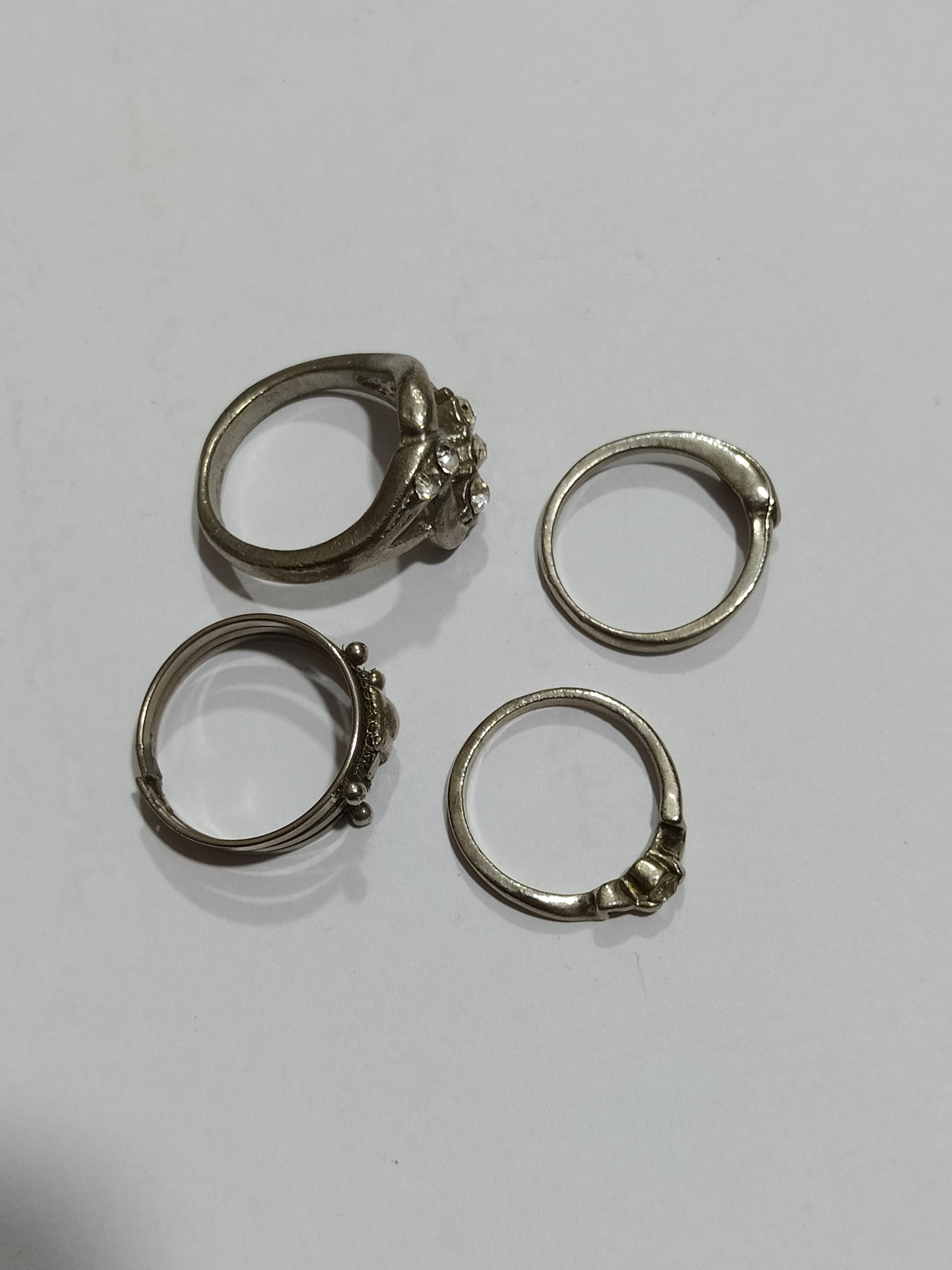 چهار عدد انگشتر بدلی