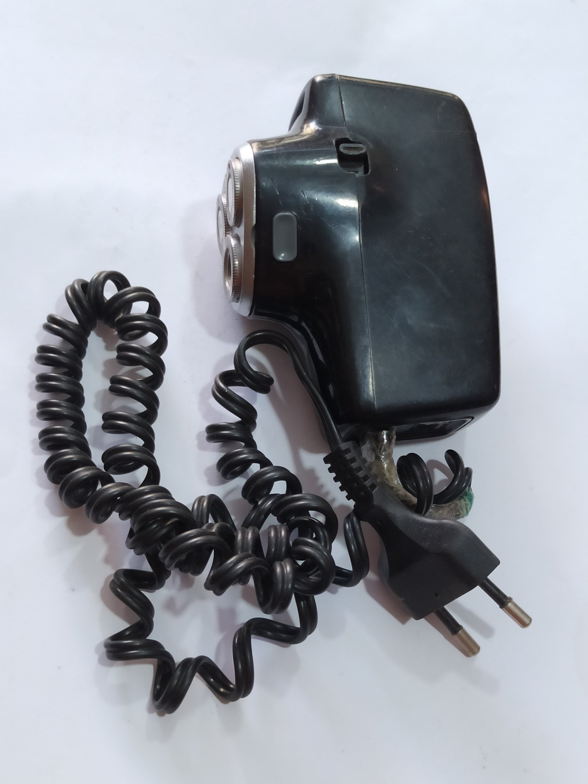 ماشین اصلاح روسی قدیمی