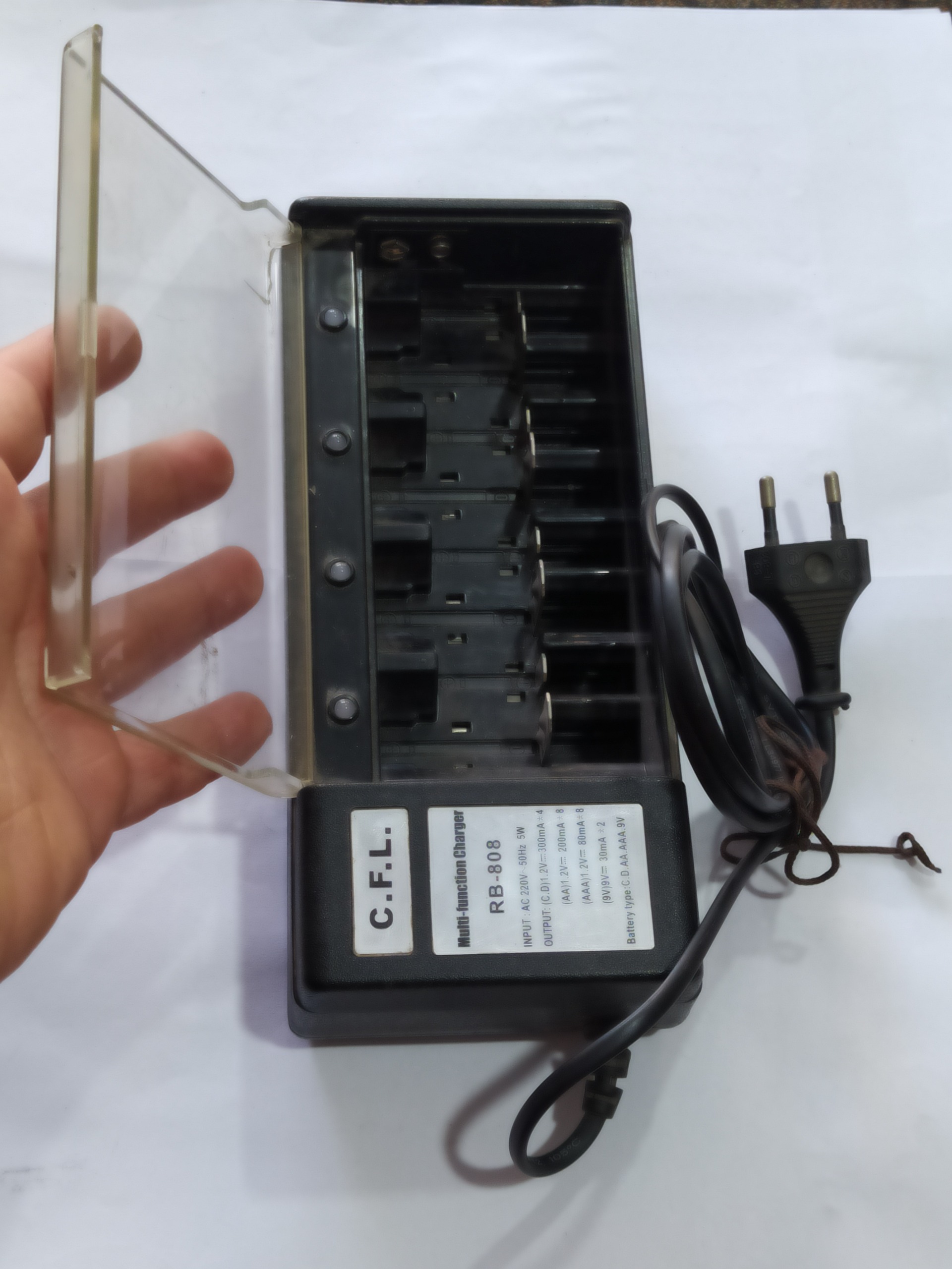 شارژر باتری قلمی سالم