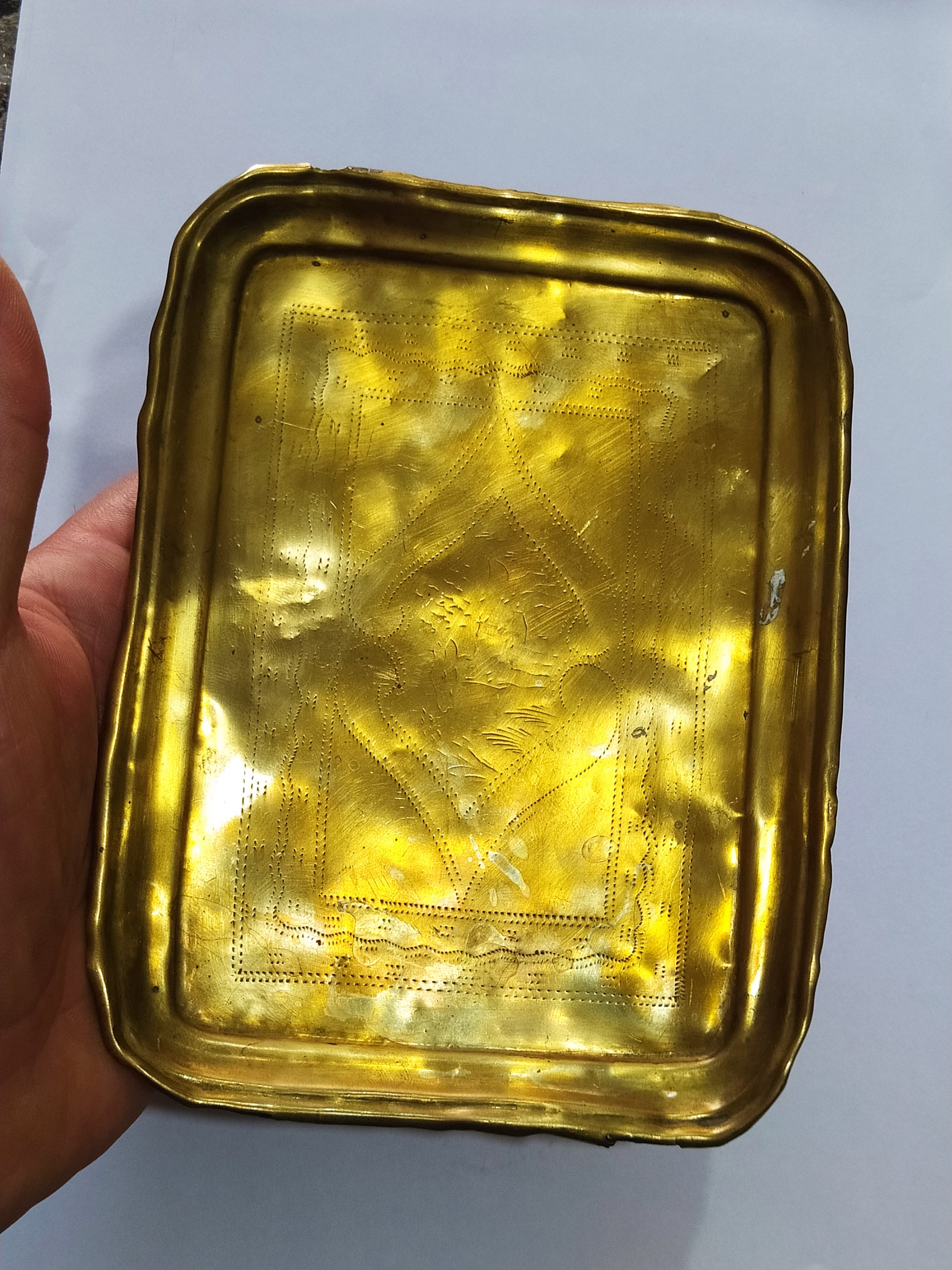 سینی قدیمی برنجی یک نفره آنتیک قلم دار