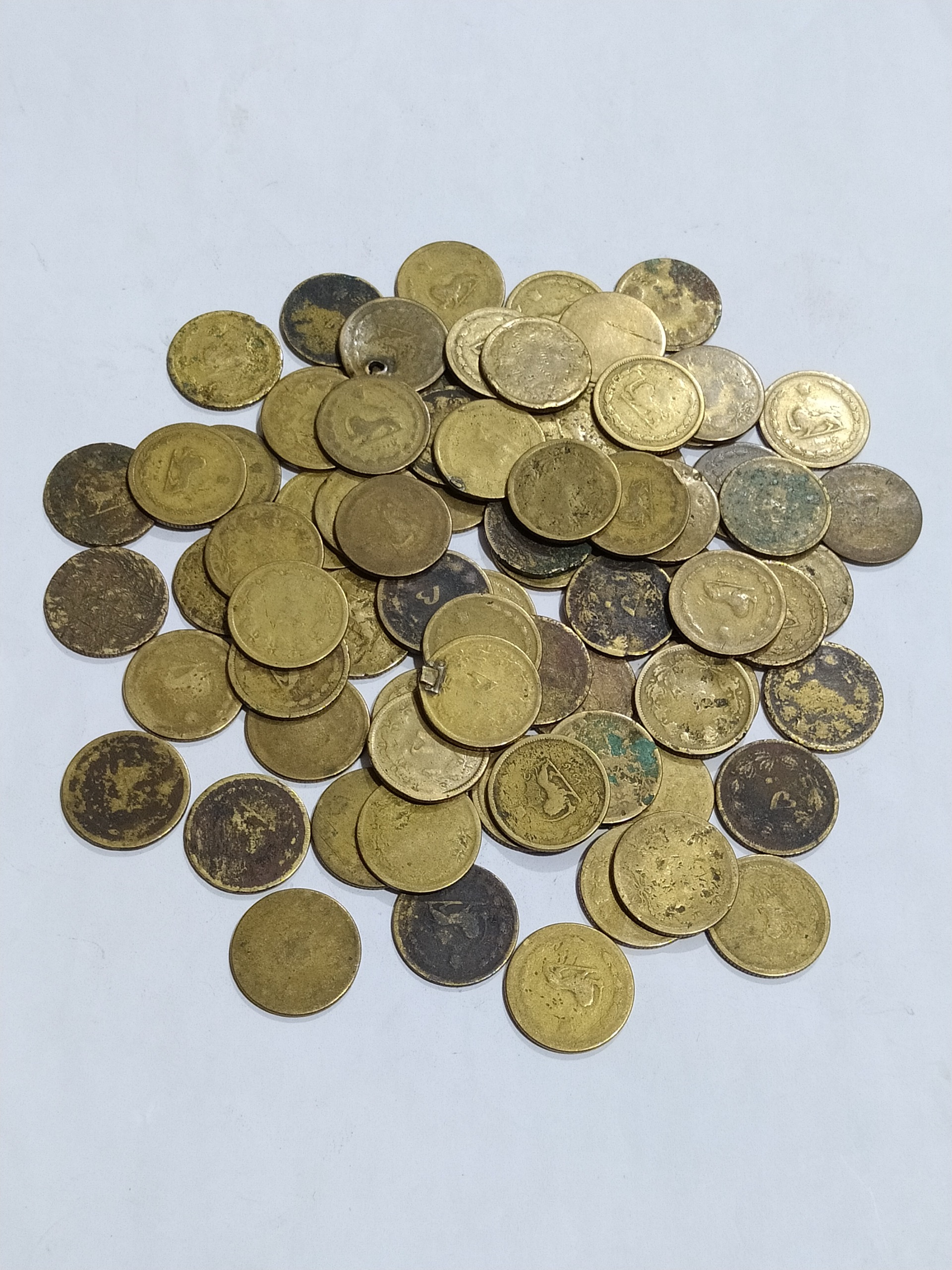 تعداد صد عدد سکه قدیمی پنجاه دینار پهلوی همه برنزی