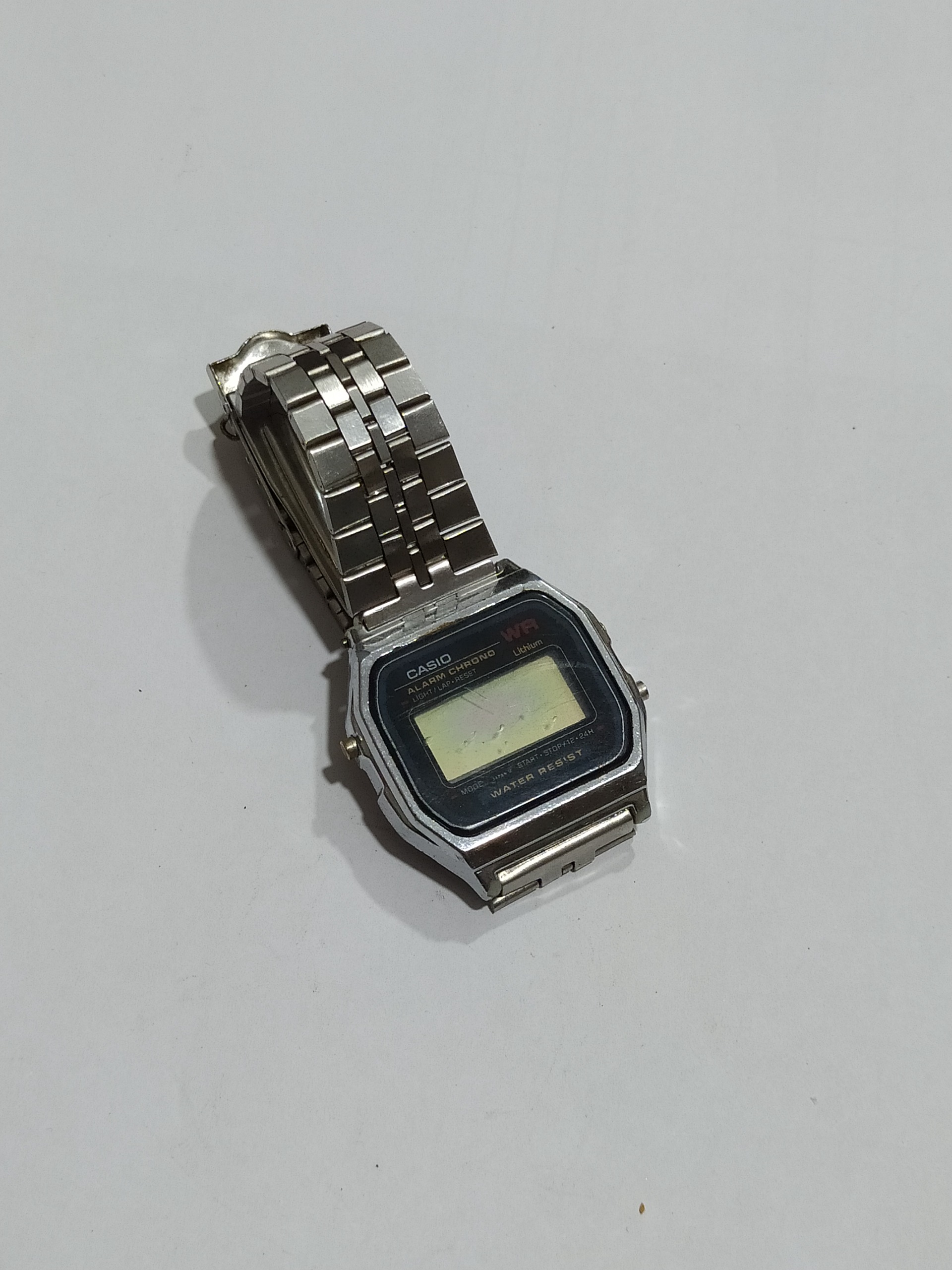 ساعت مچی قدیمی کاسیو