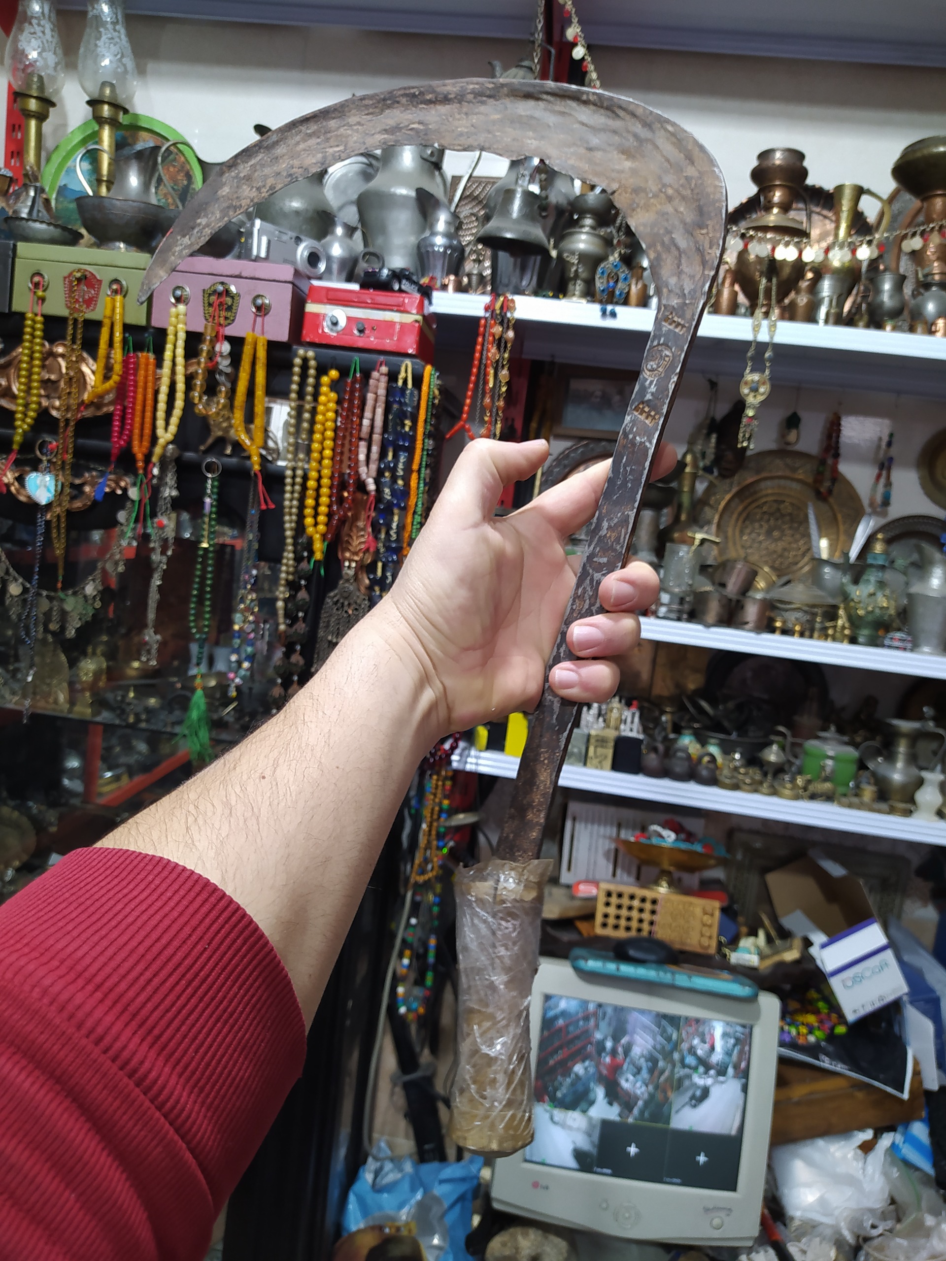 داس قدیمی فولادی قاجاری مهر شیرخورشید انتیک