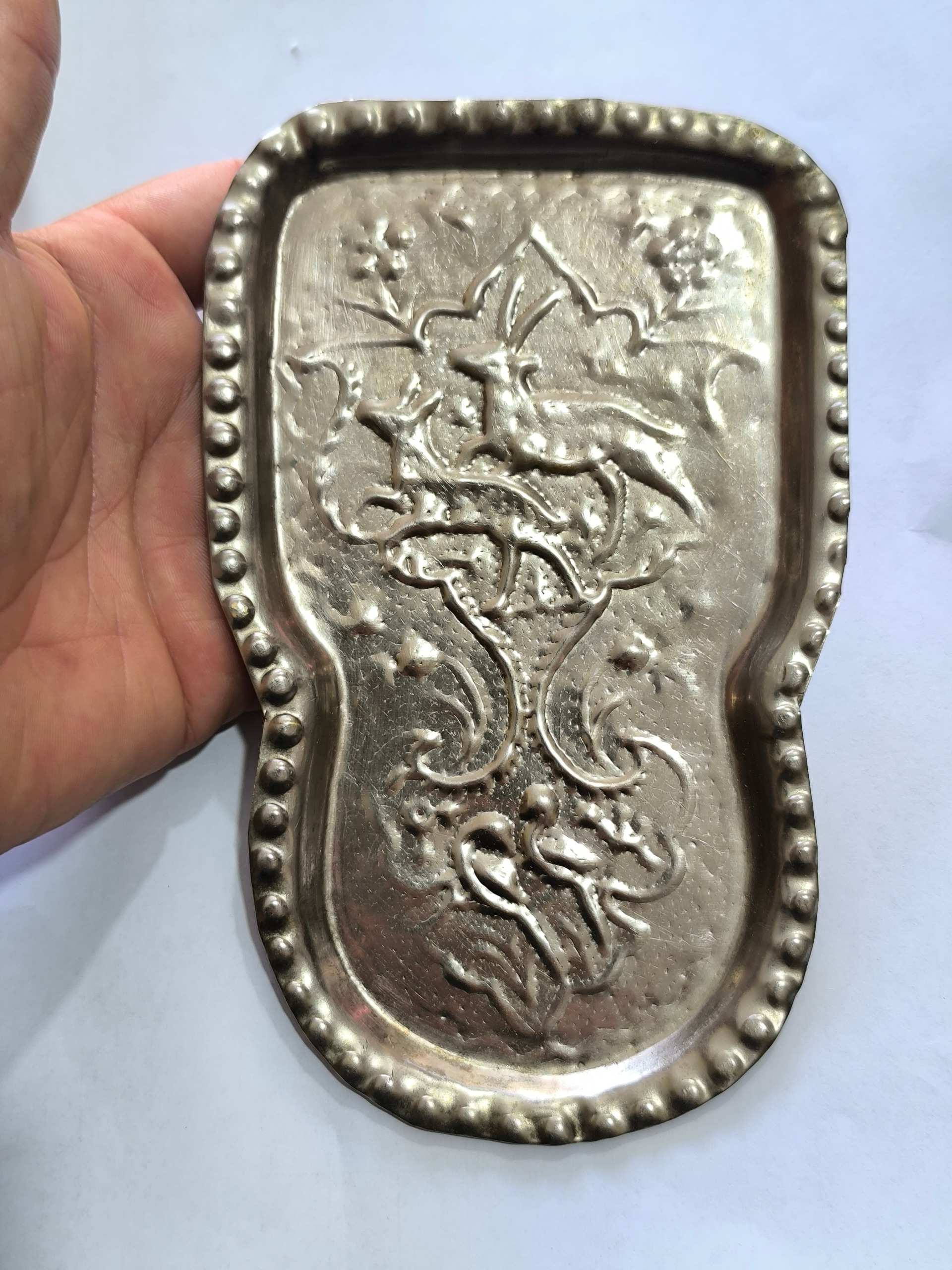 سینی پا سماوری کوچک قدیمی برنجی نقش دار