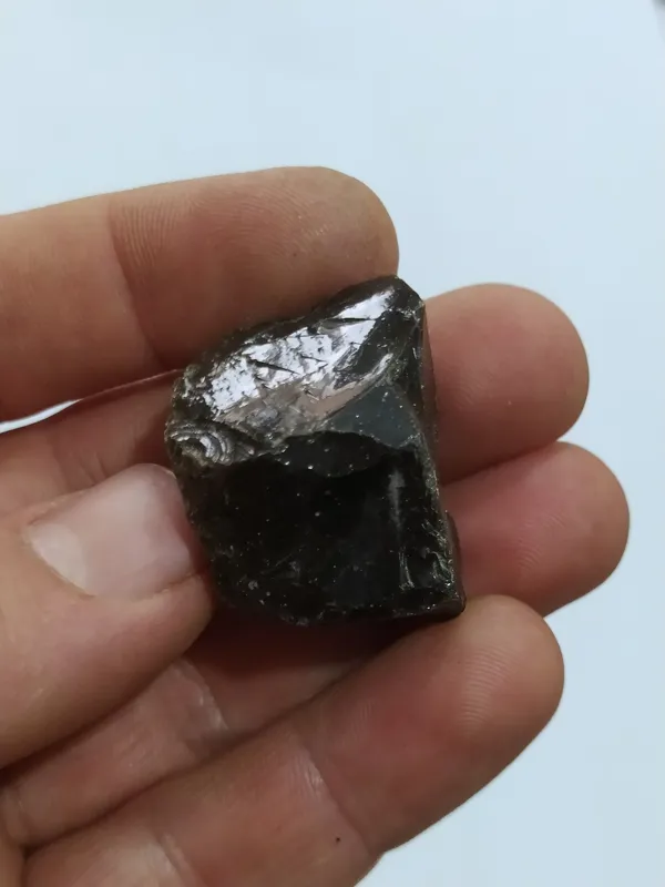 سنگ راف معدنی ابسیدین طبیعی کلکسیونی