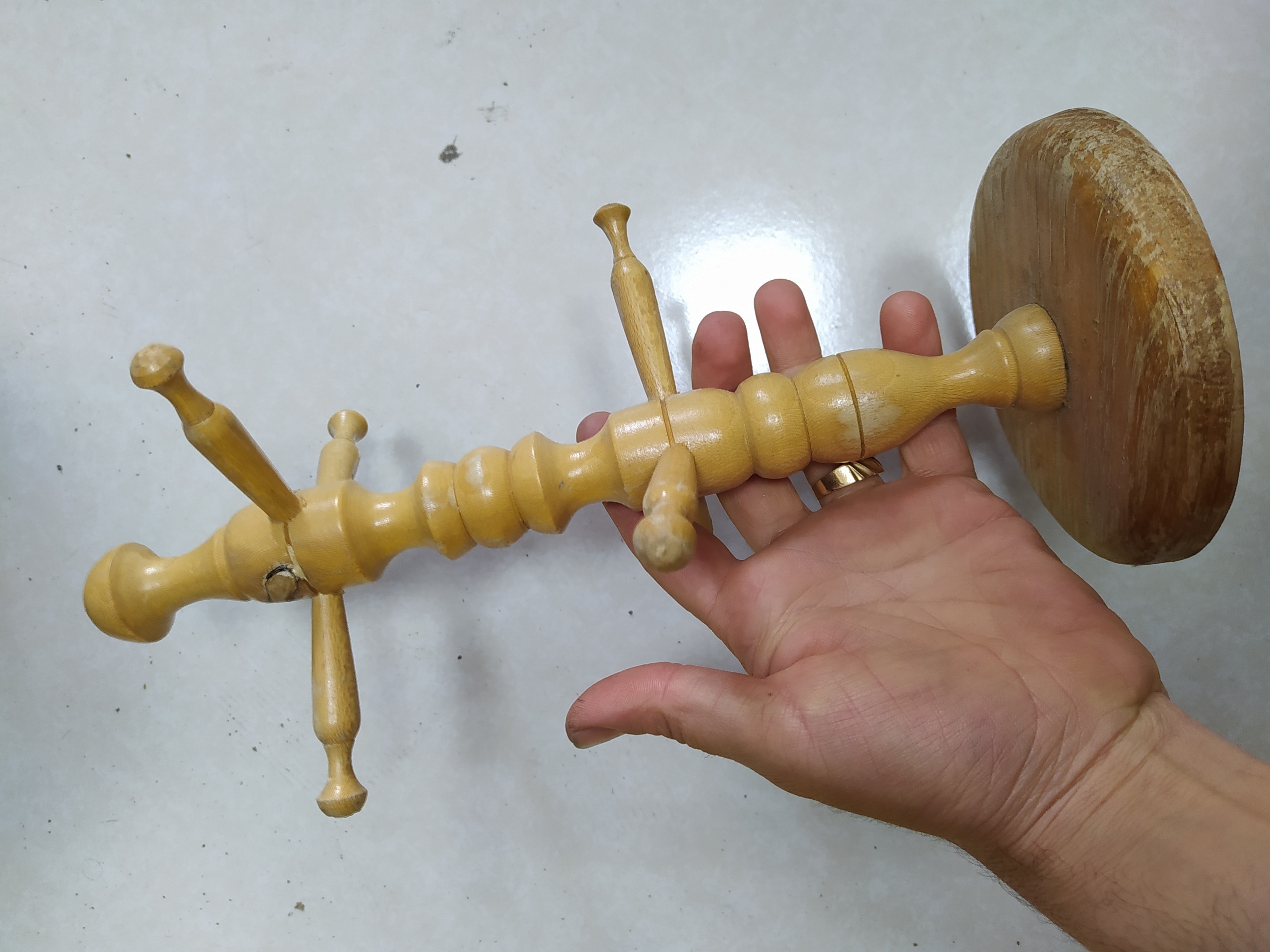 استند لیوان چوبی قدیمی خوشساخت آنتیک