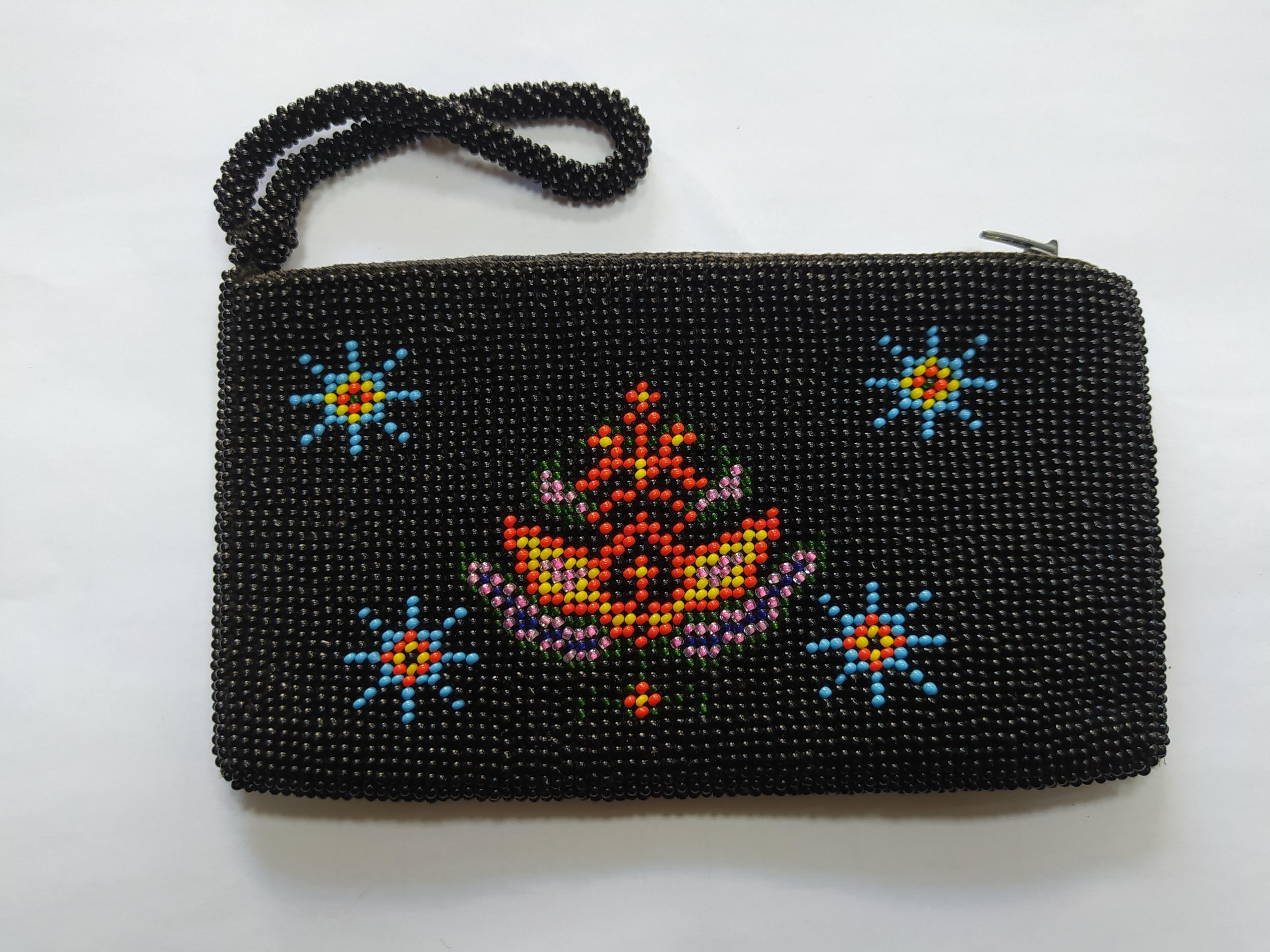 کیف قدیمی منجوق بافی هنر دست نفیس منحصر به فرد