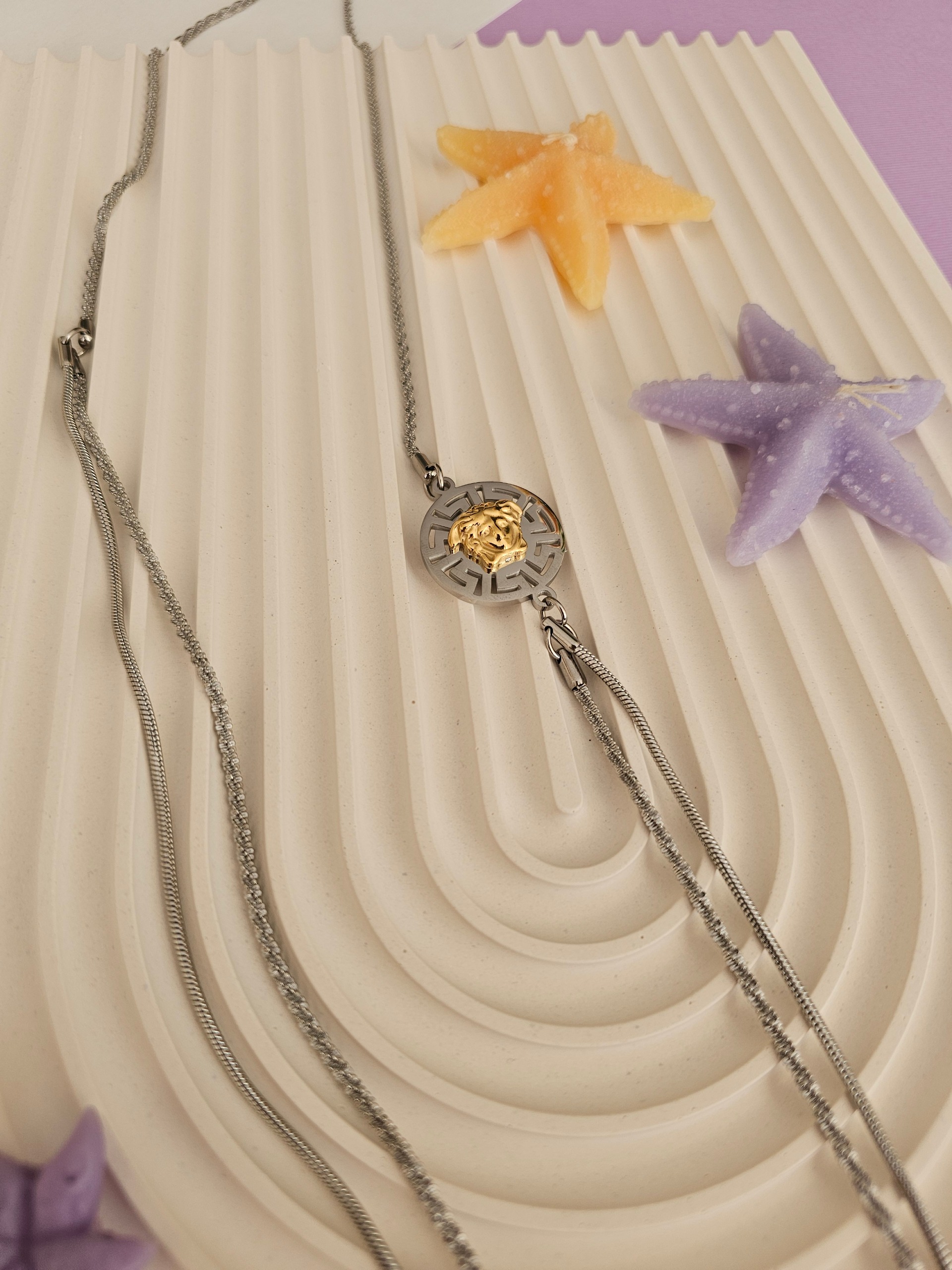 رومانتویی سیلور ورساچه