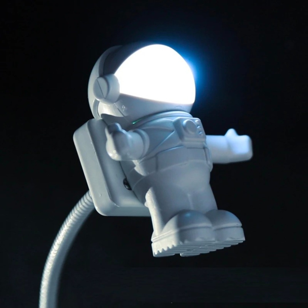 چراغ مطالعه USB طرح فضانورد