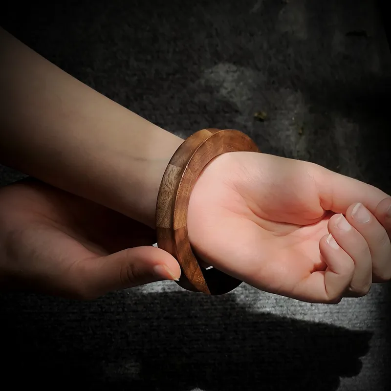 النگوی چوبی گردو