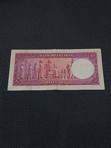 100