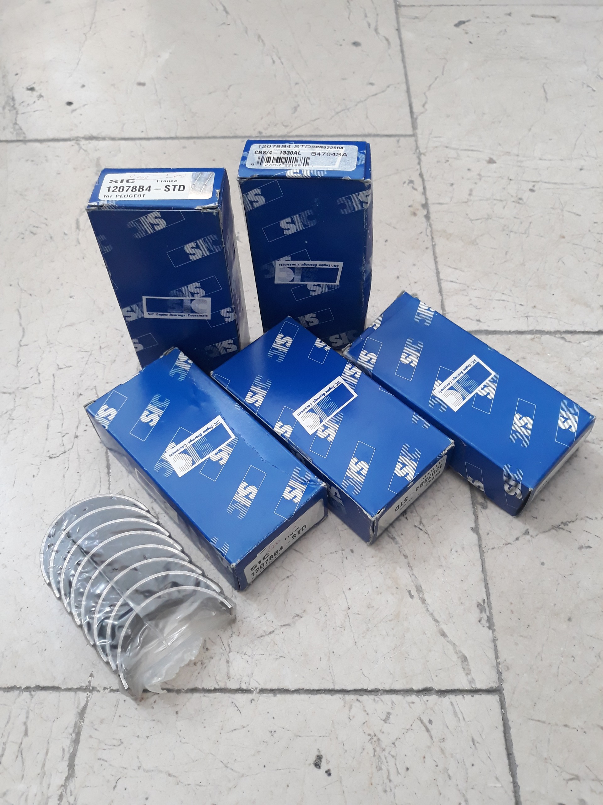 دست8عددیاتاقان متحرک STD پژو405کاربراتوری سیک