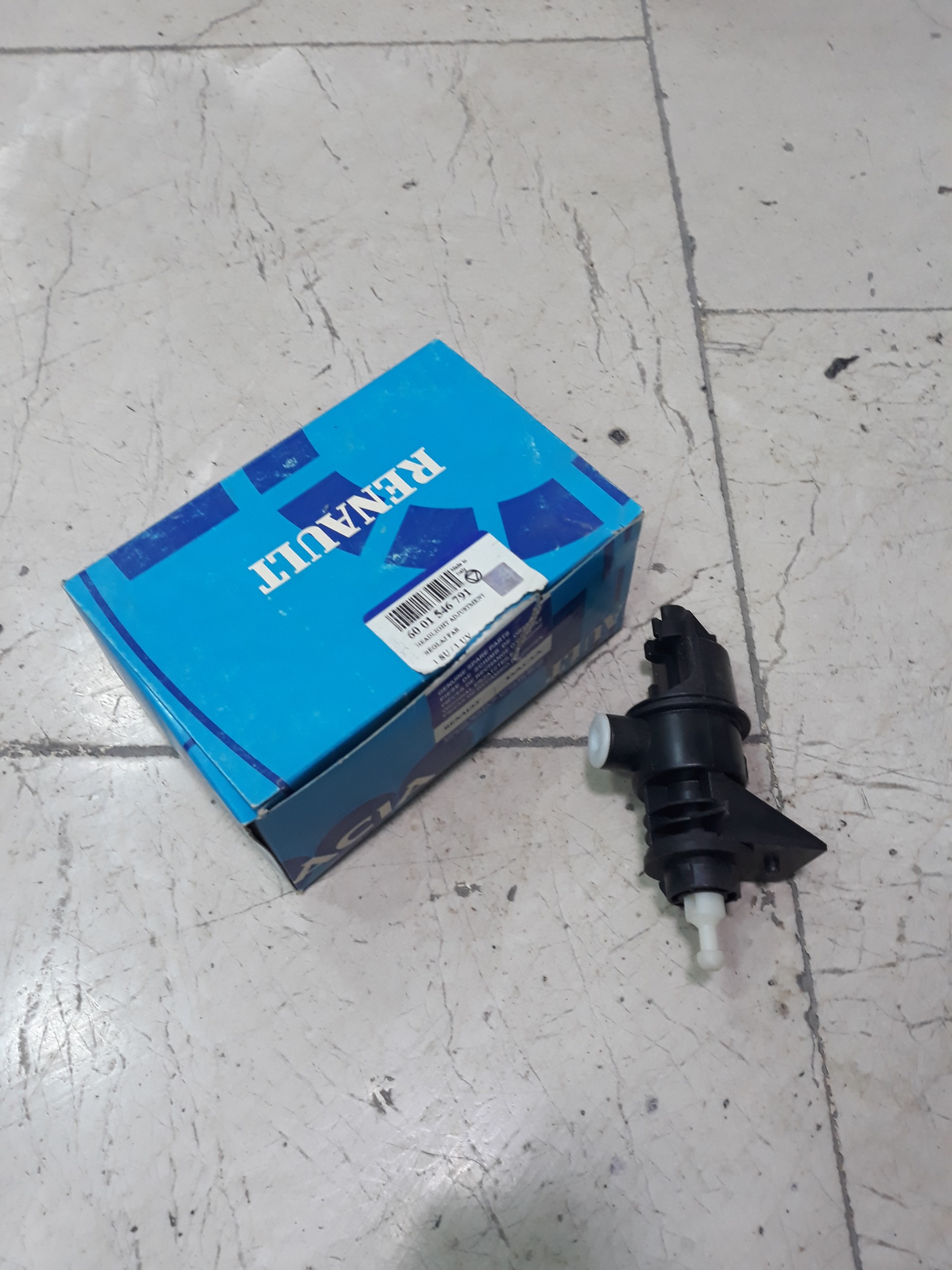 مکانیزم تنظیم نور چراغ جلو تندر 90 داچیا ایتالیا