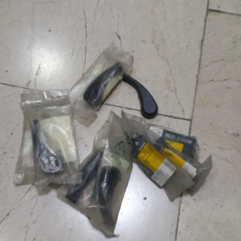 دستگیره درب بازکن کاپوت رنو L90 اورجینال