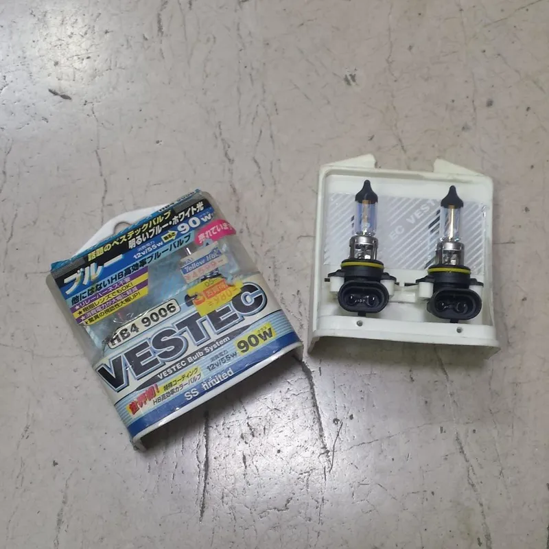 جفت لامپ مه شکن HB49006 مارک ویستا چین