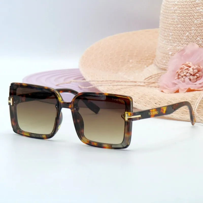 عینک آفتابی زنانه دخترانه ترند و اسپورت Tom ford