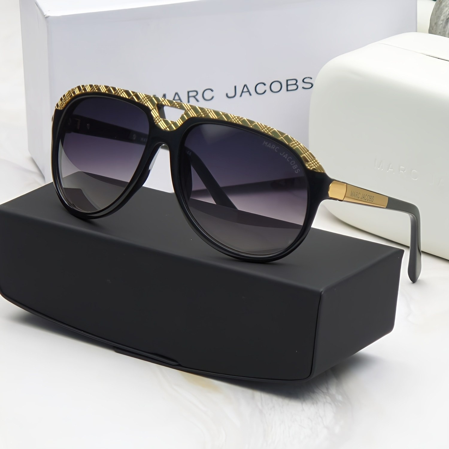 عینک آفتابی خلبانی مارک جاکوبز Marc Jacobs MJ470