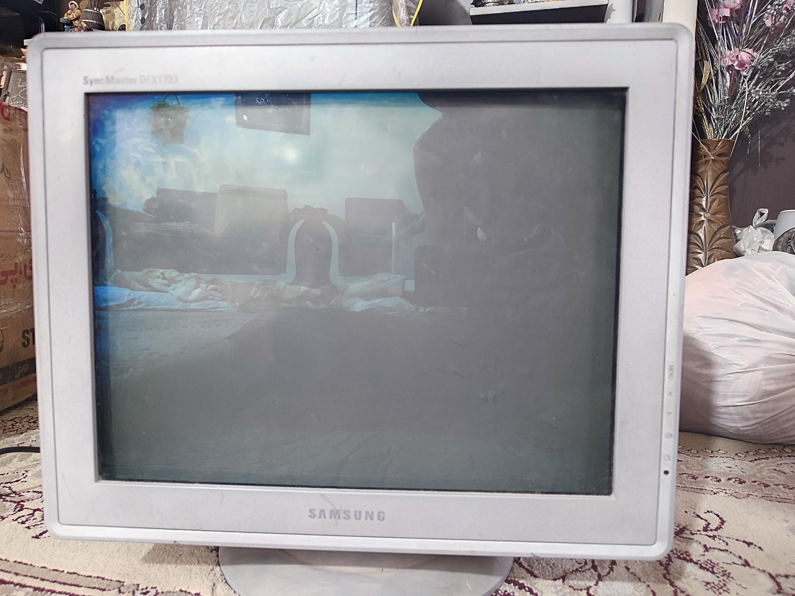 مانیتور سامسونگ قدیمی CRT