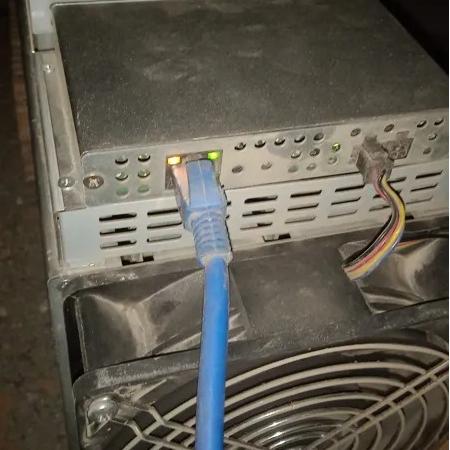 ماینر ebang e10