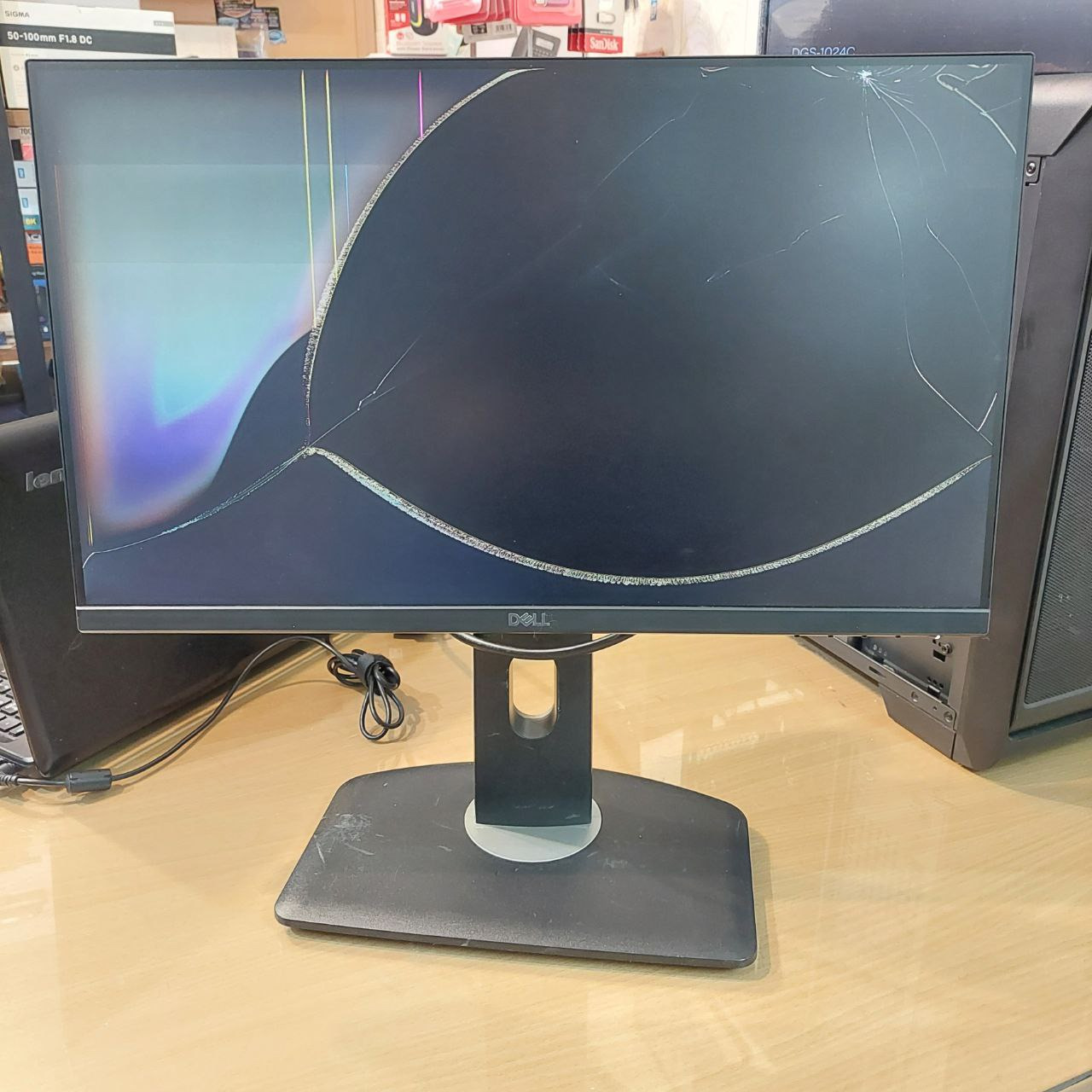 مانیتور دل مدل P2219H فریملس -پنل شکسته