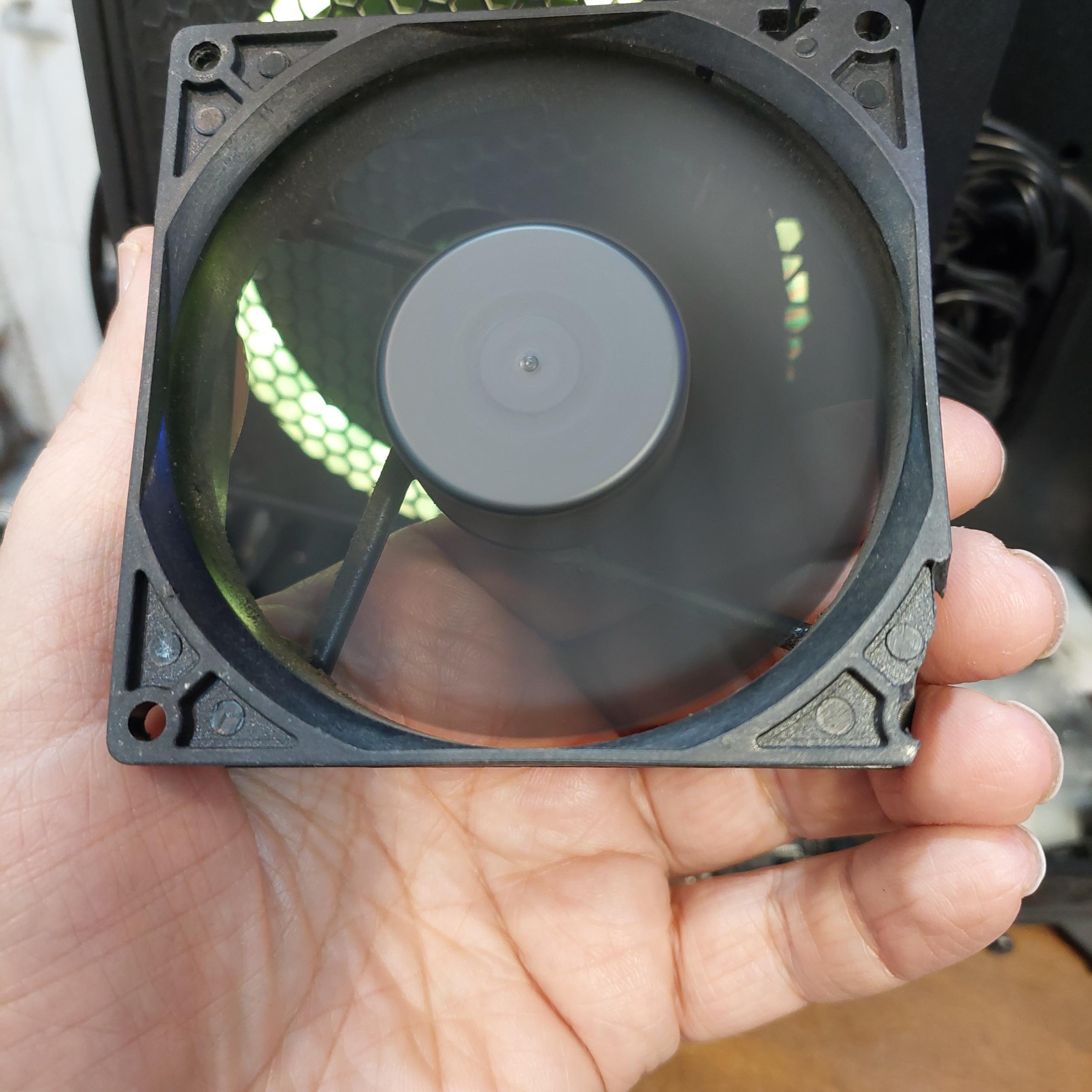 فن کیس قابل تنظیم 99 pwm