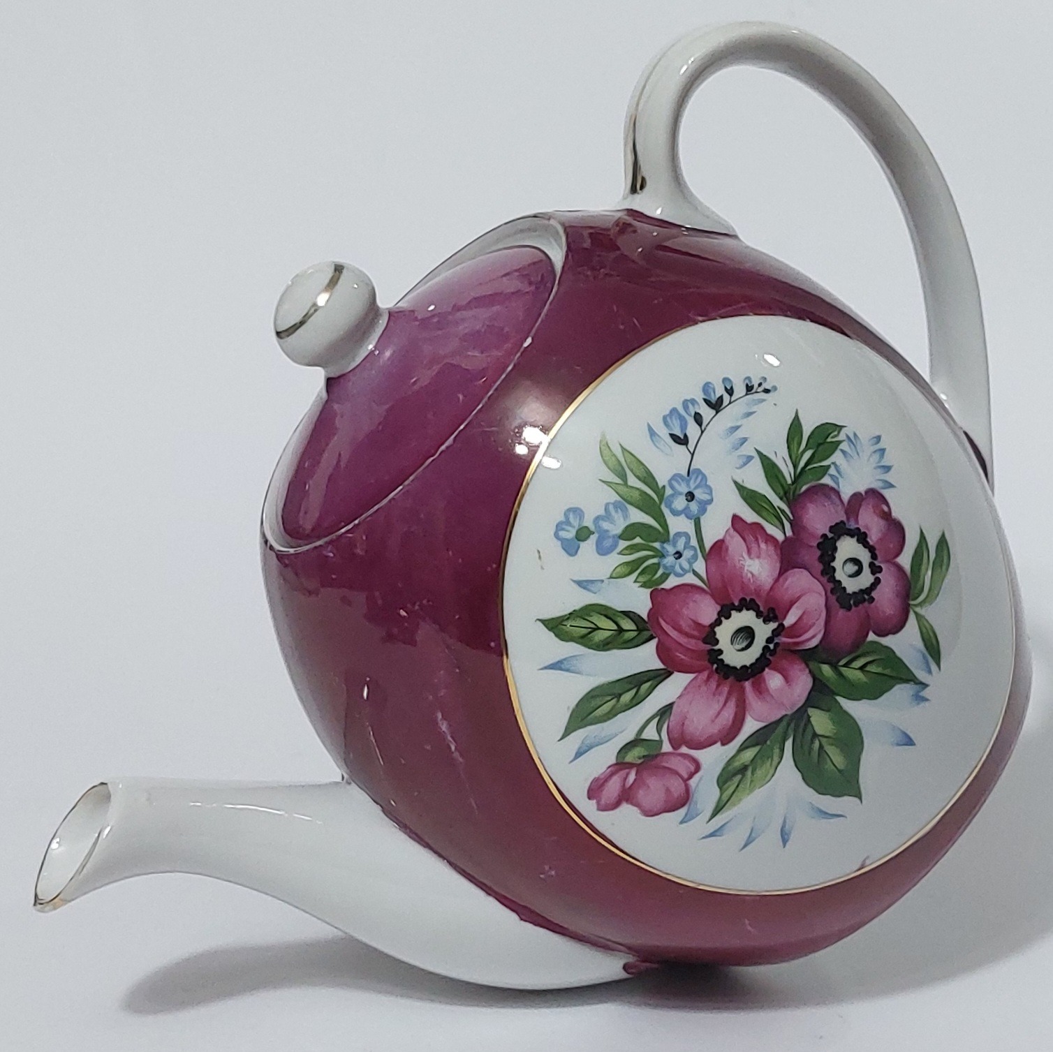 قوری گل قرمزی قدیمی