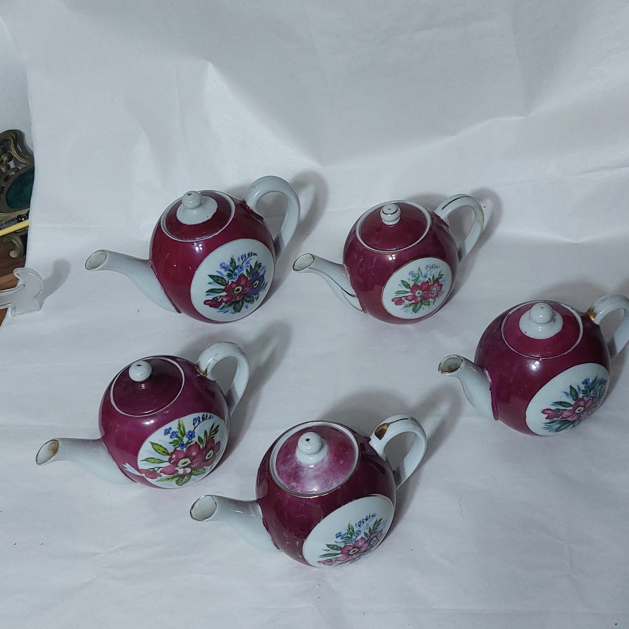 قوری لاکی قدیمی