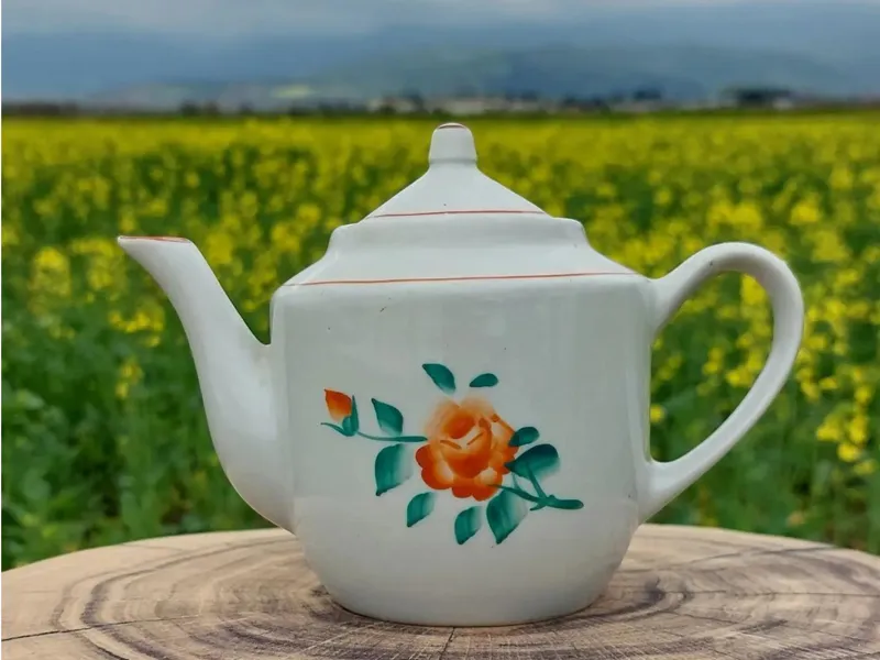 قوری قدیمی روس