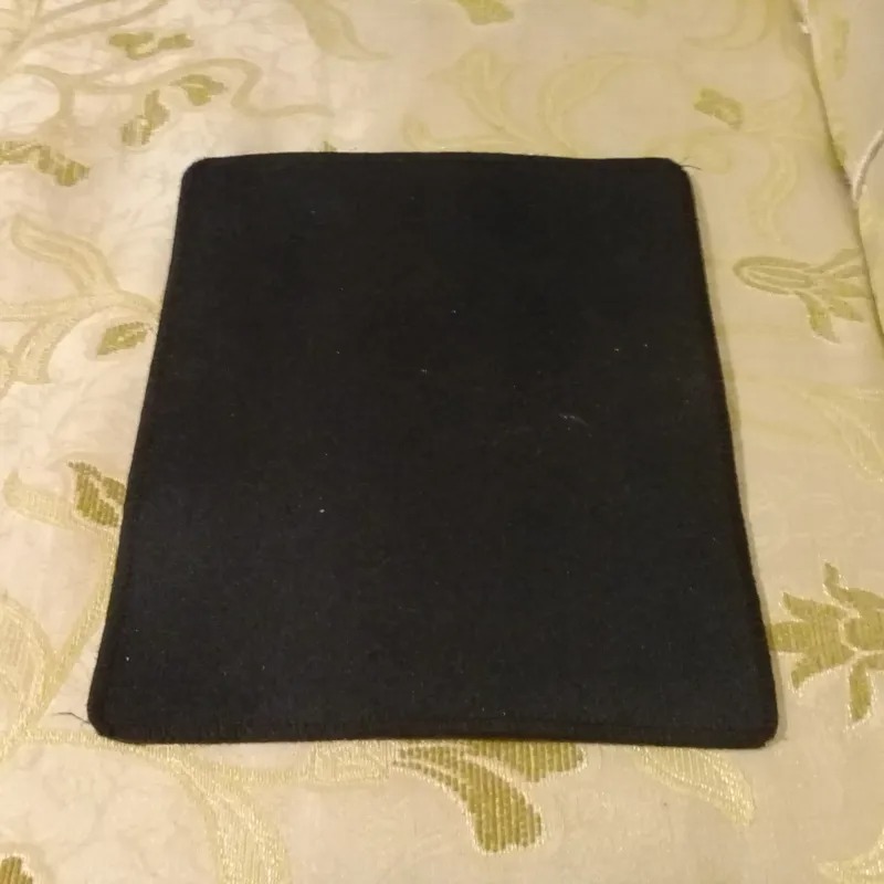 2 عدد موس پد نسبتا روون با ارسال