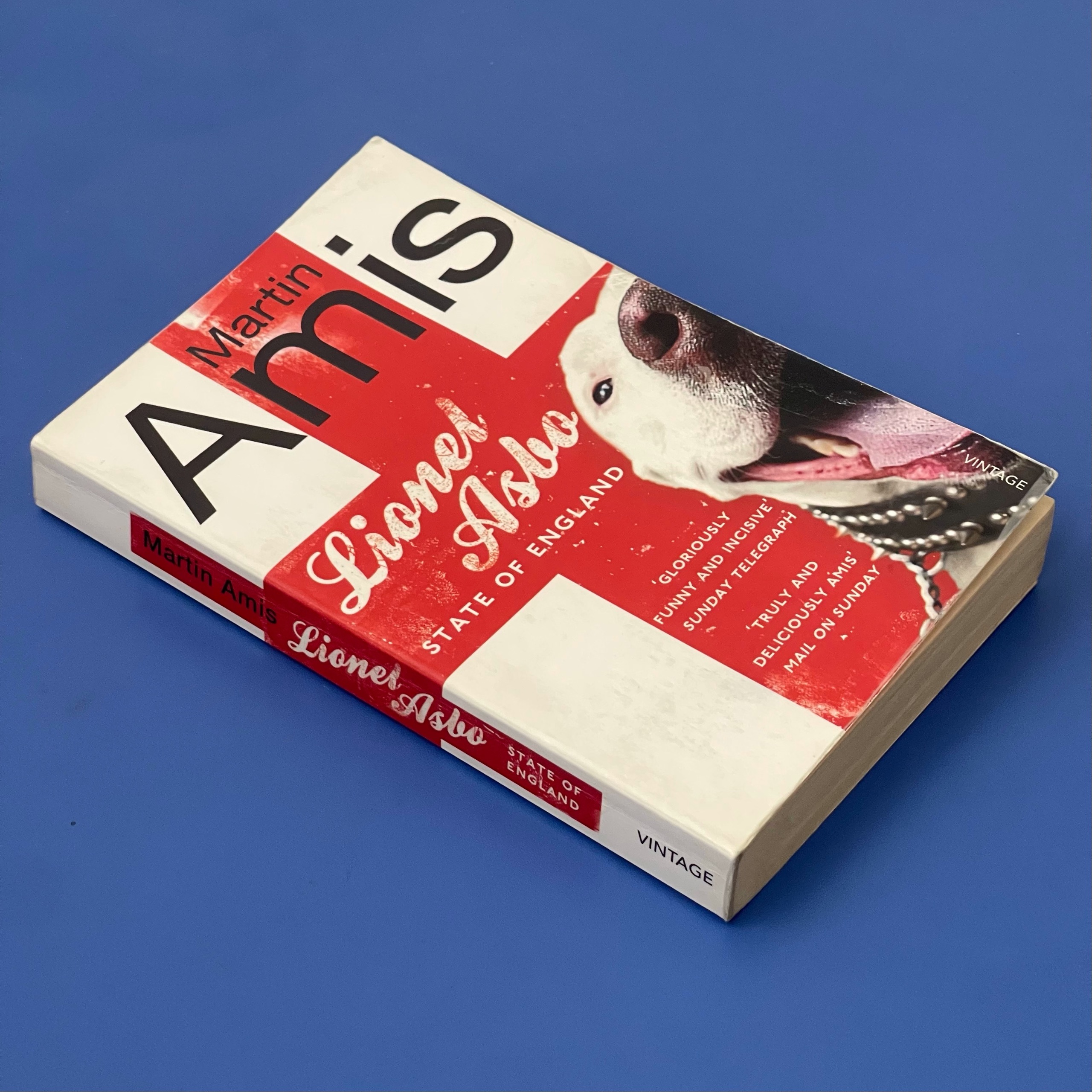 IFQ Lionel Asbo State of England / Martin Amis