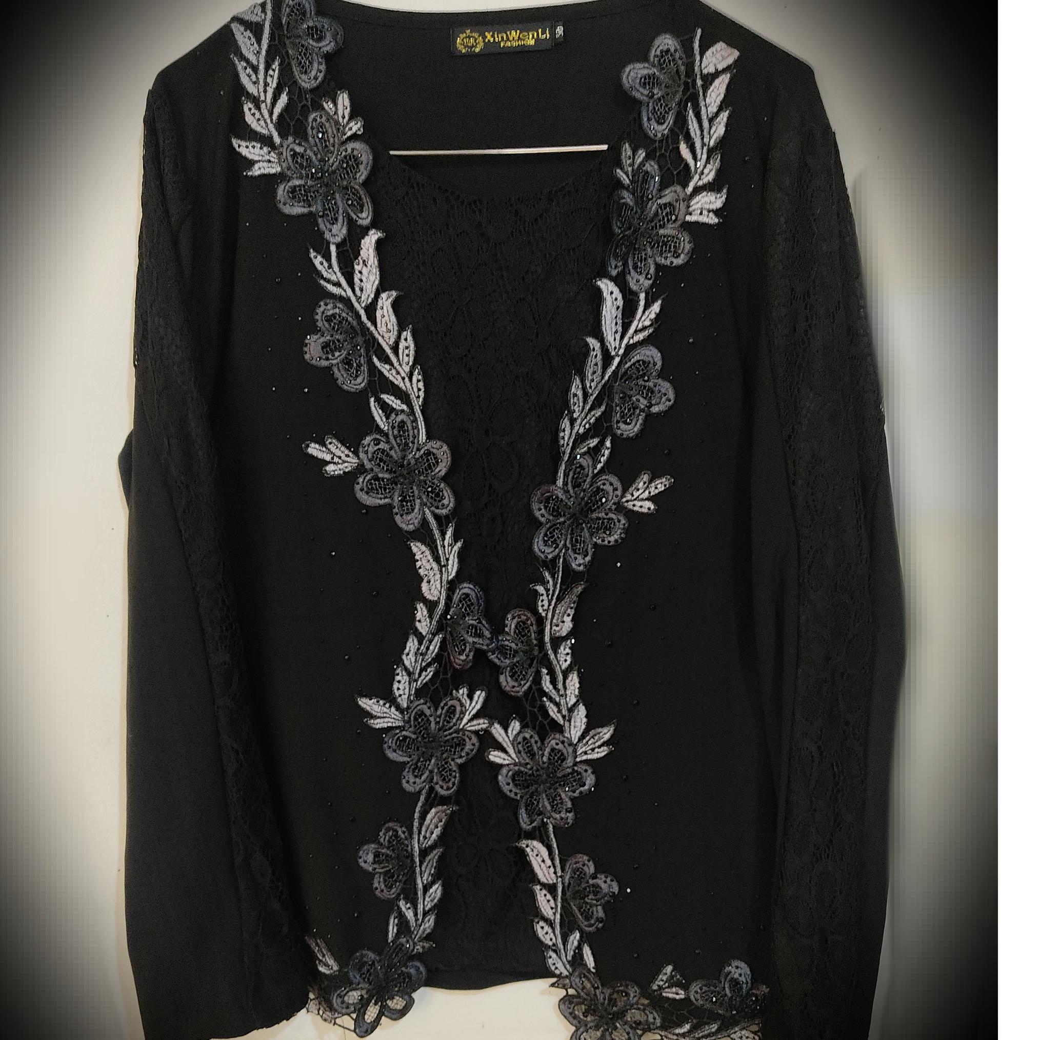 بلوز مشکی زیبا فری سایز44تا50