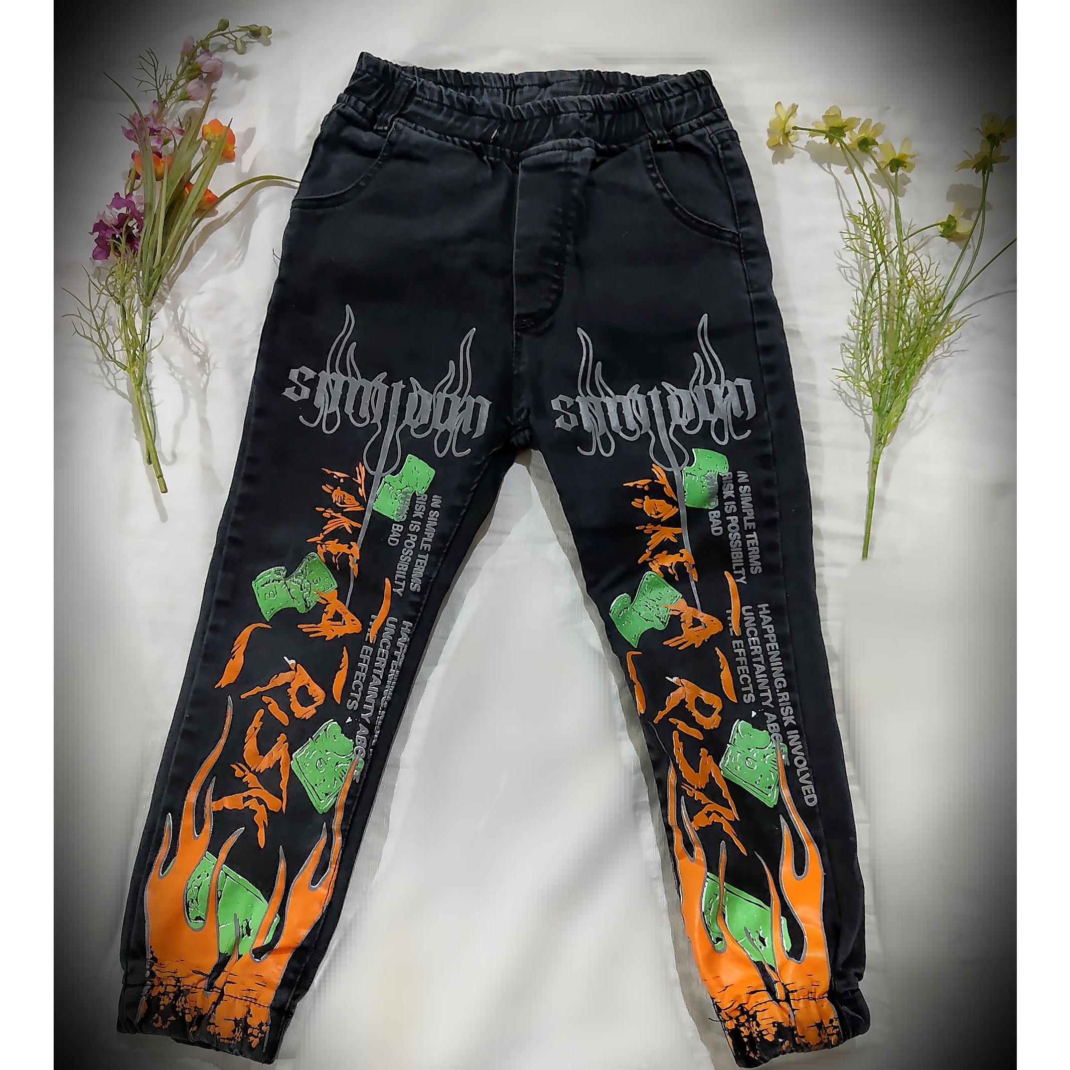 شلوار پسرانه جین مشکی طرح دار سایز28