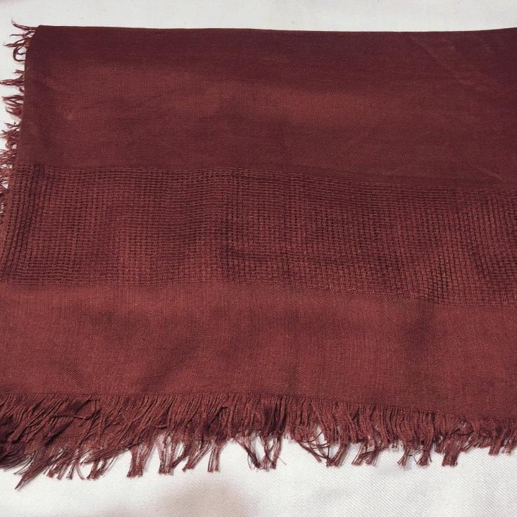 روسری نخی قواره بزرگ نخی رنگ جیگری مدرن