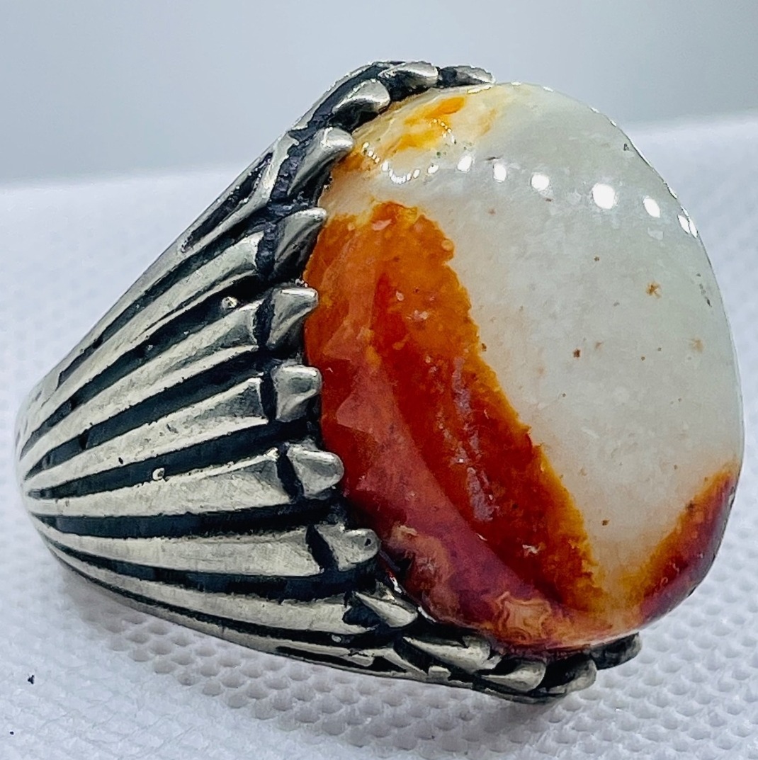 انگشتر بااصالت استادانه حجرالعین وارداتی زایشی